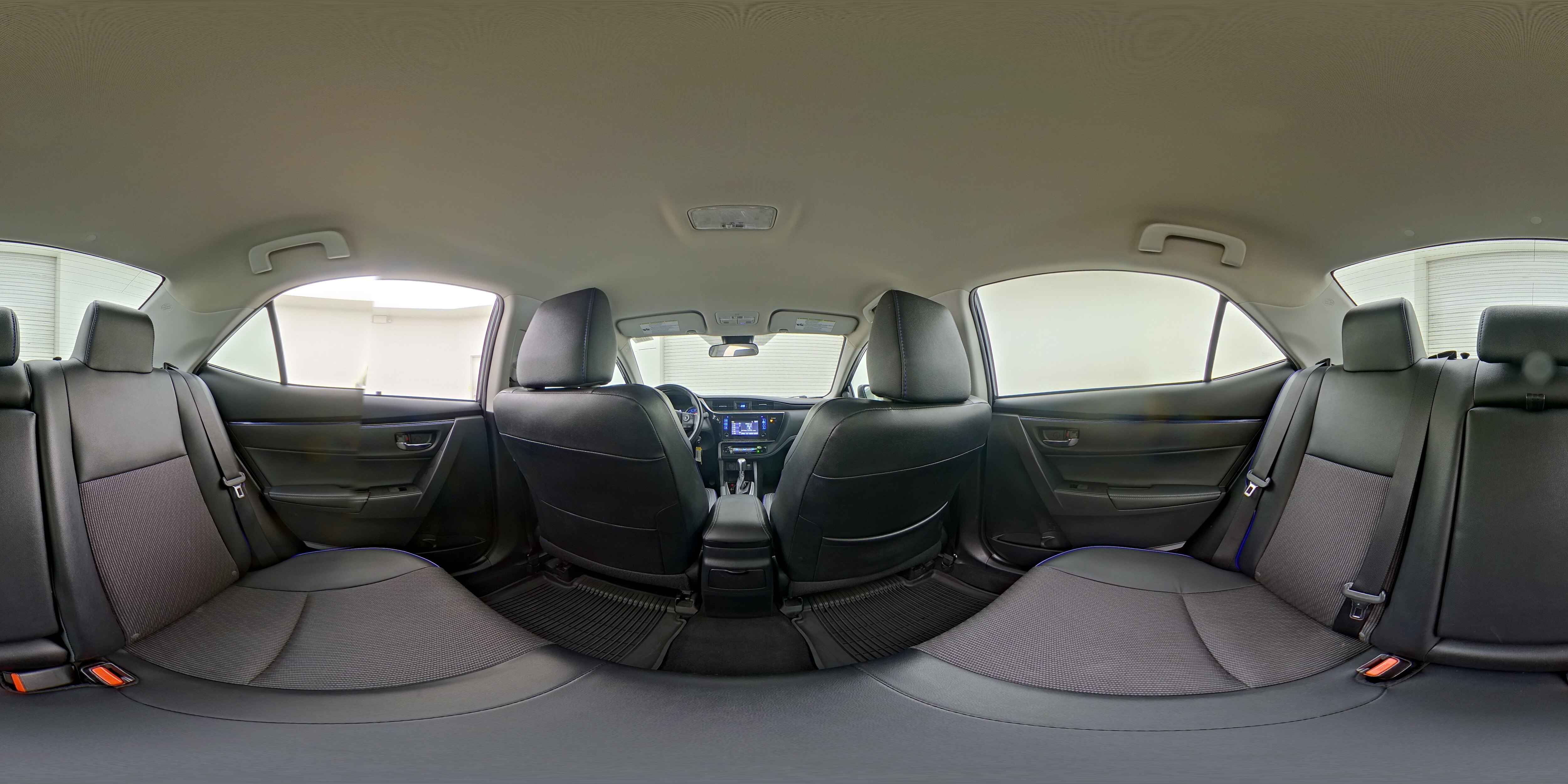 2017 Toyota Corolla SE - Photo 25