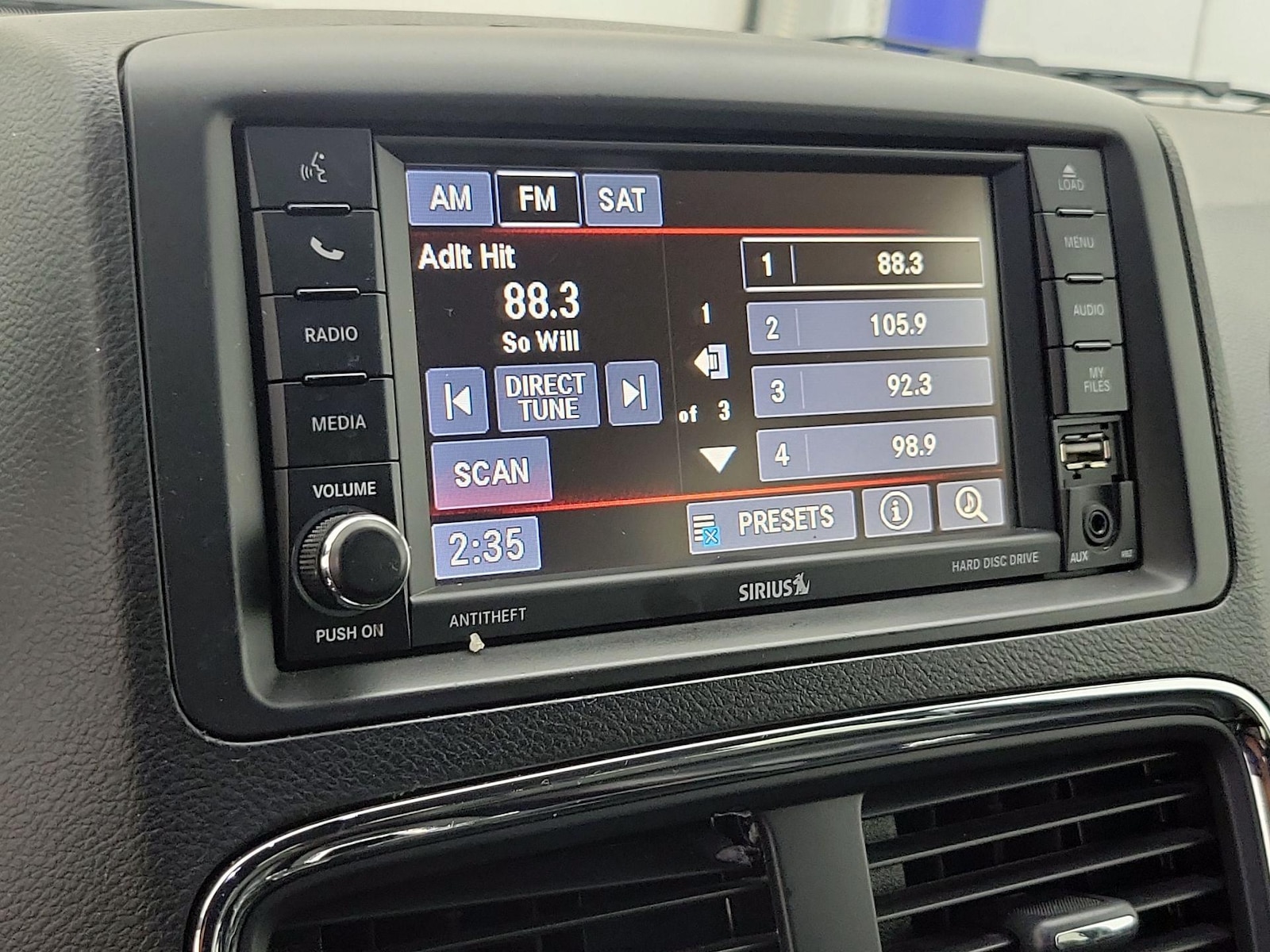 2016 Dodge Grand Caravan R/T - Photo 16