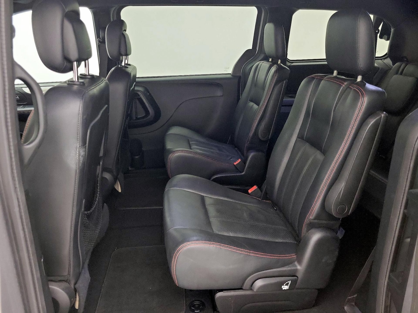 2016 Dodge Grand Caravan R/T - Photo 19