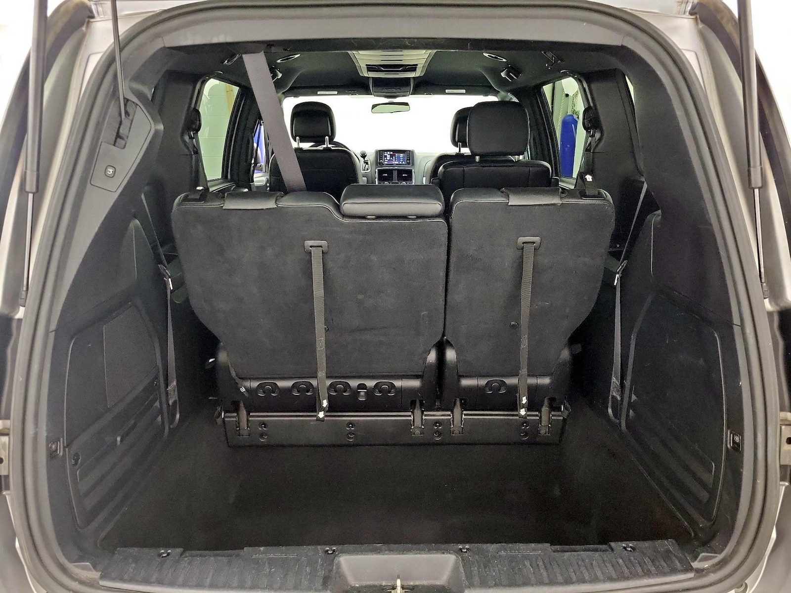 2016 Dodge Grand Caravan R/T - Photo 21