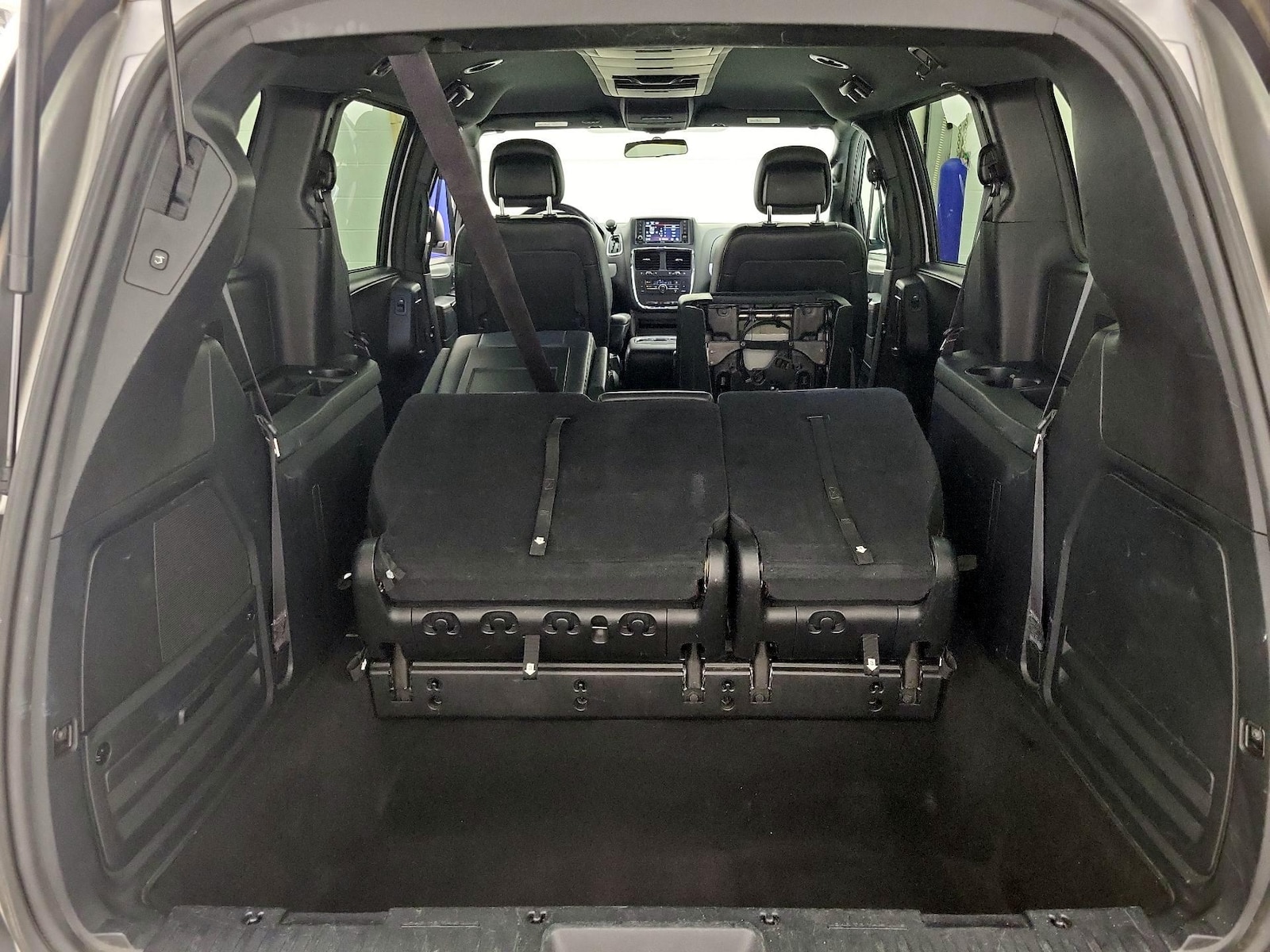 2016 Dodge Grand Caravan R/T - Photo 22