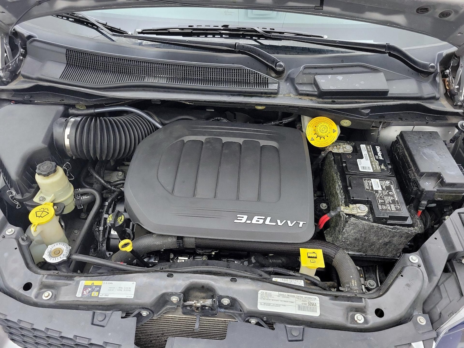 2016 Dodge Grand Caravan R/T - Photo 23