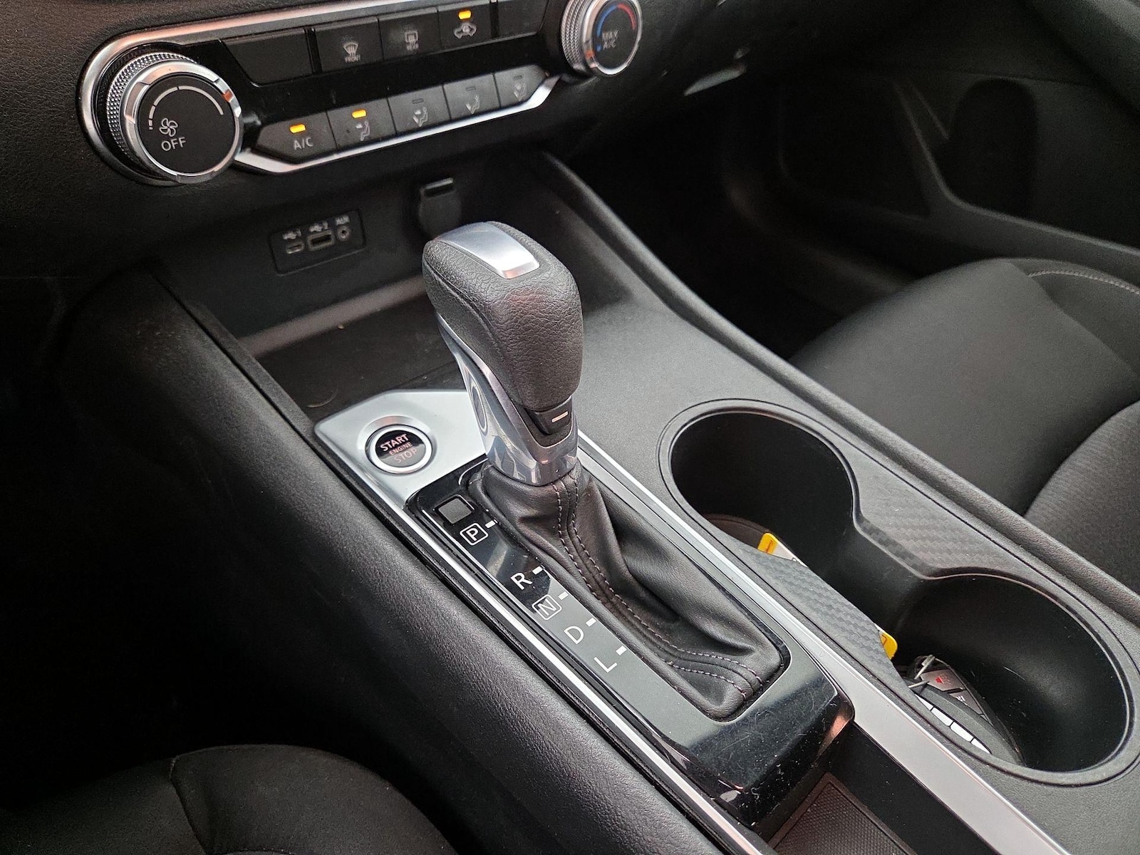 2019 Nissan Altima S - Photo 18