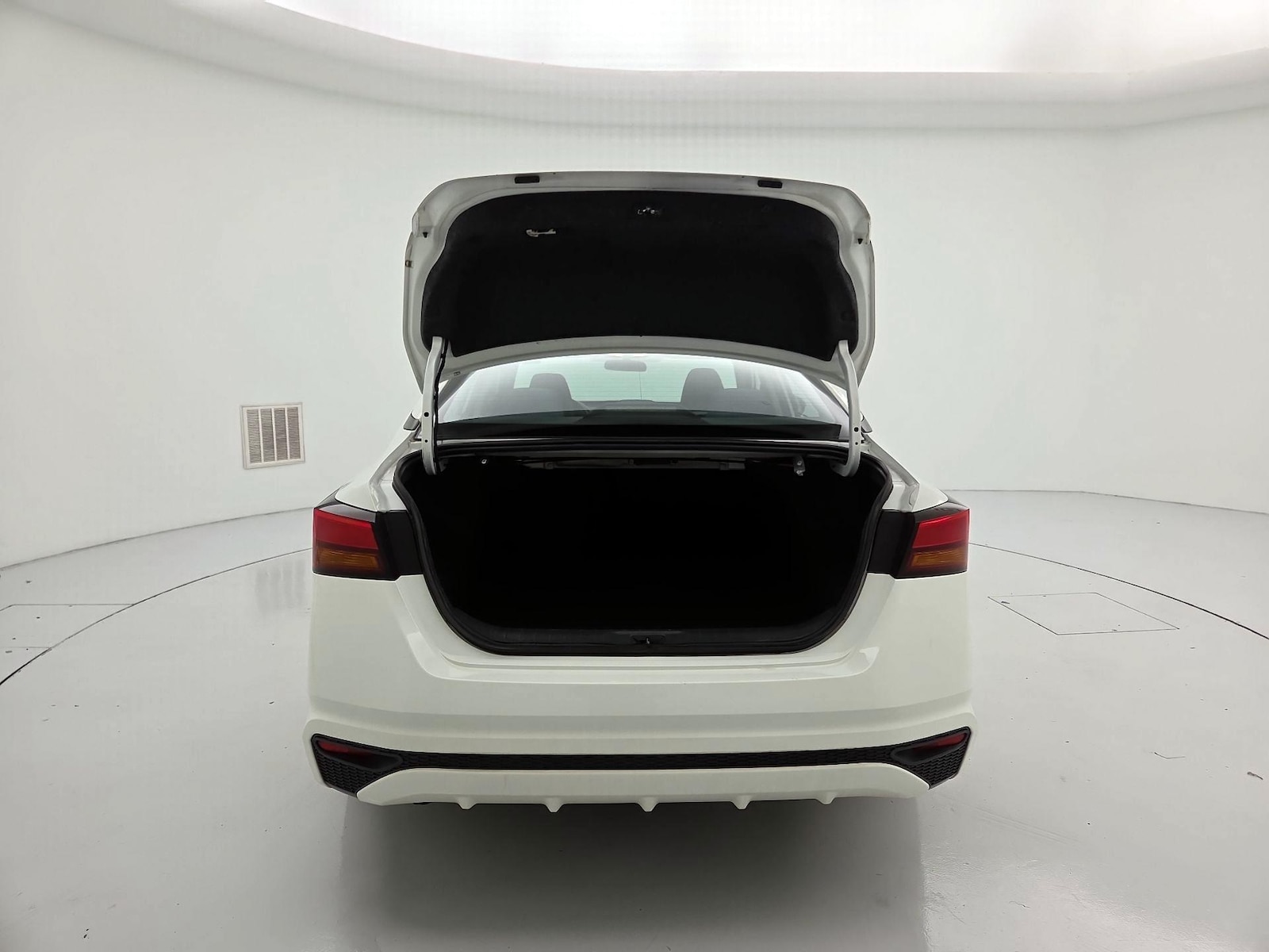 2019 Nissan Altima S - Photo 21