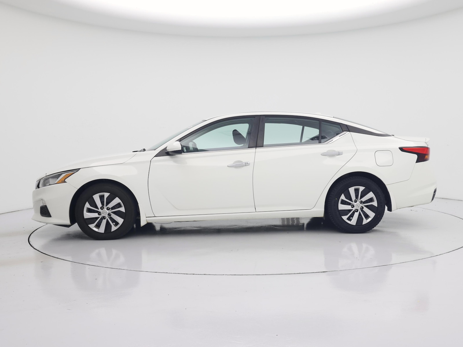 2019 Nissan Altima S - Photo 4