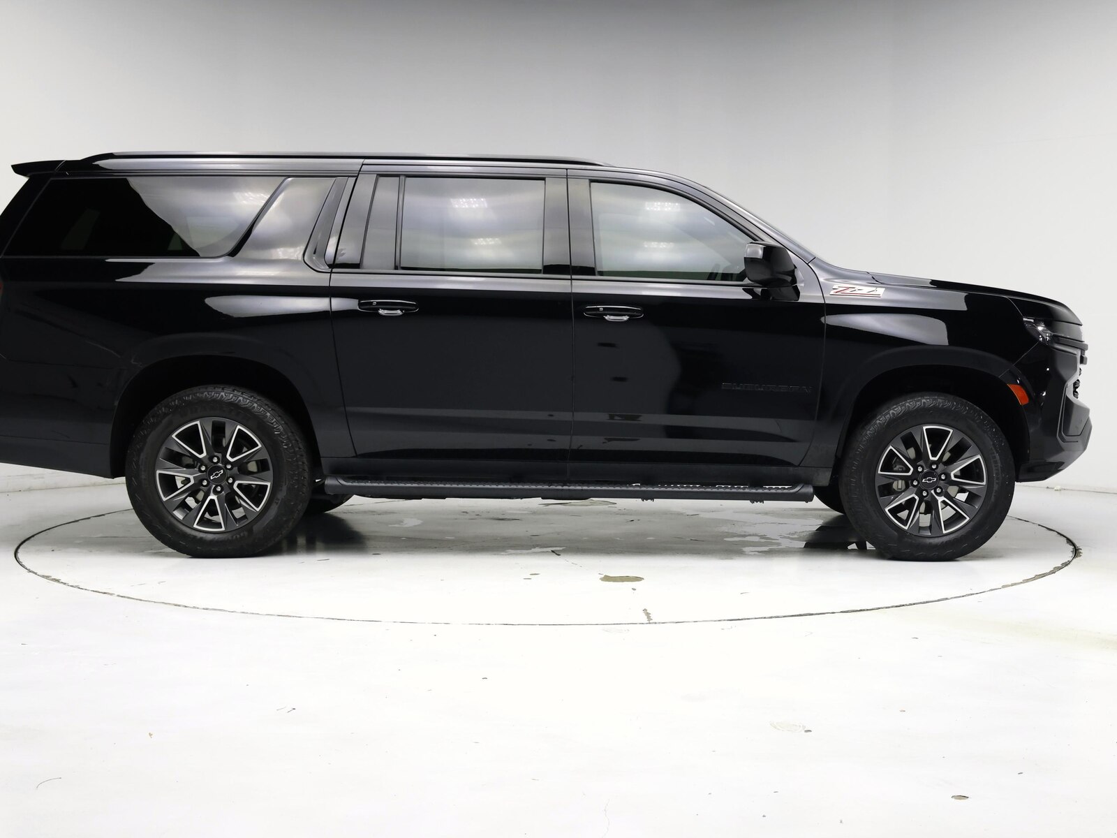 2023 Chevrolet Suburban 1500 Z71, photo 8