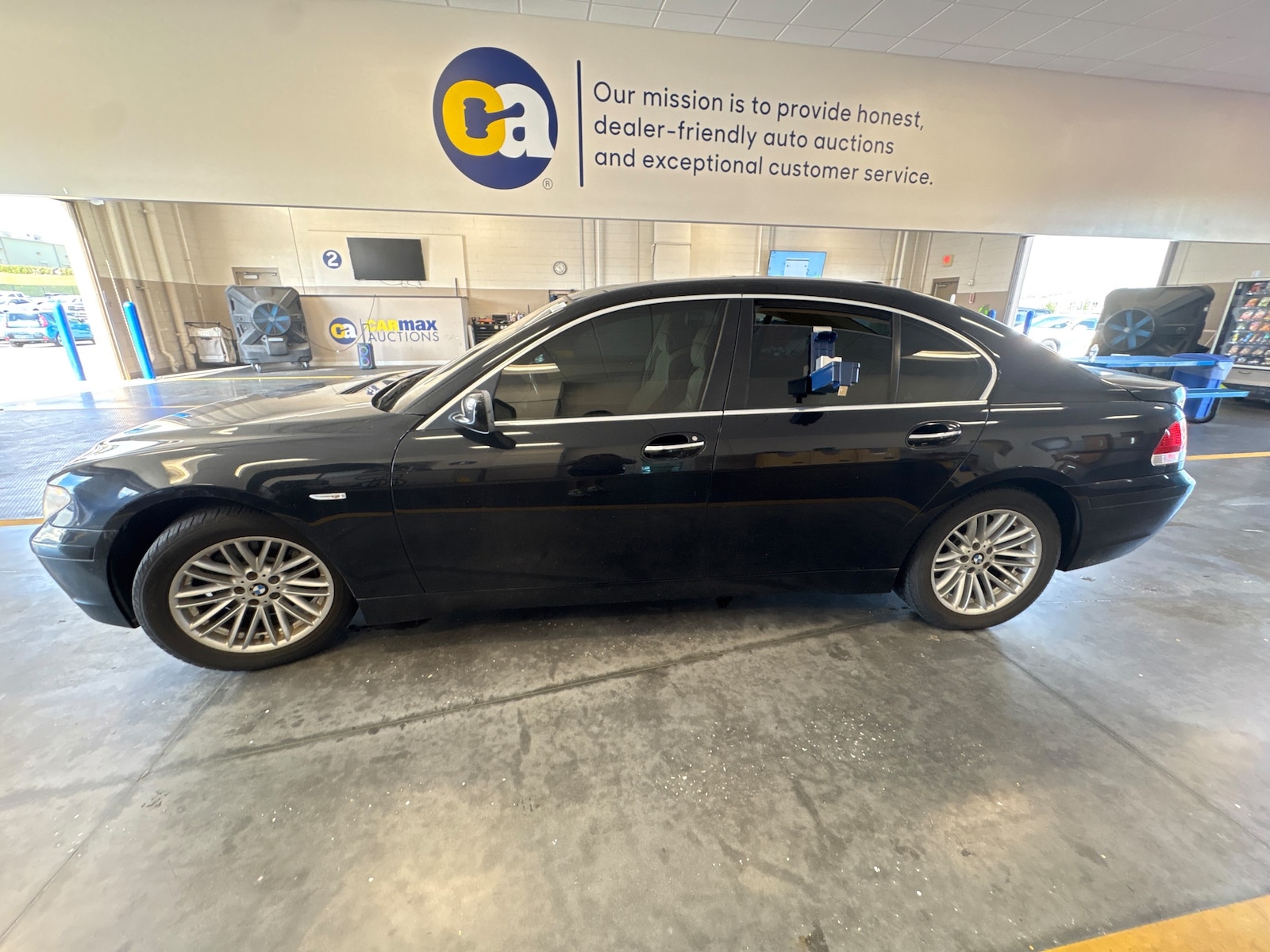 2005 BMW 745I