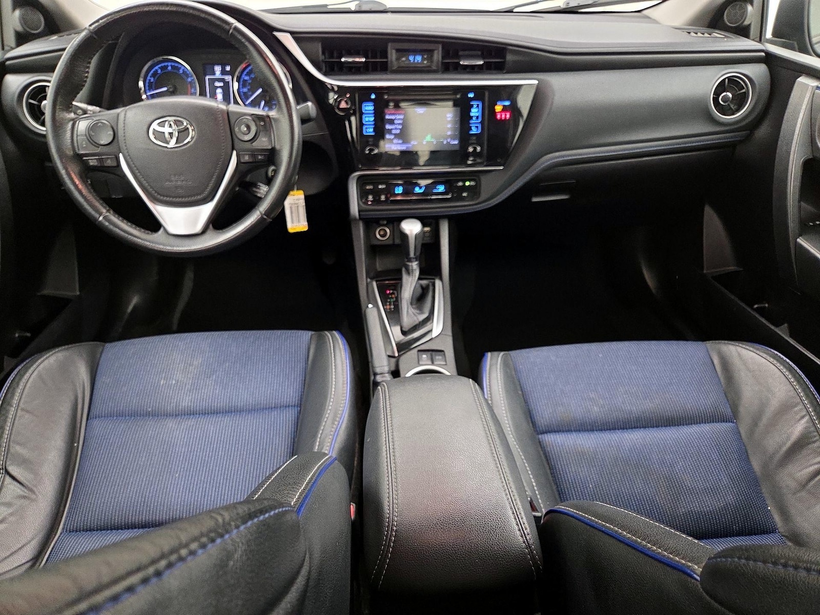 2018 Toyota Corolla SE - Photo 10