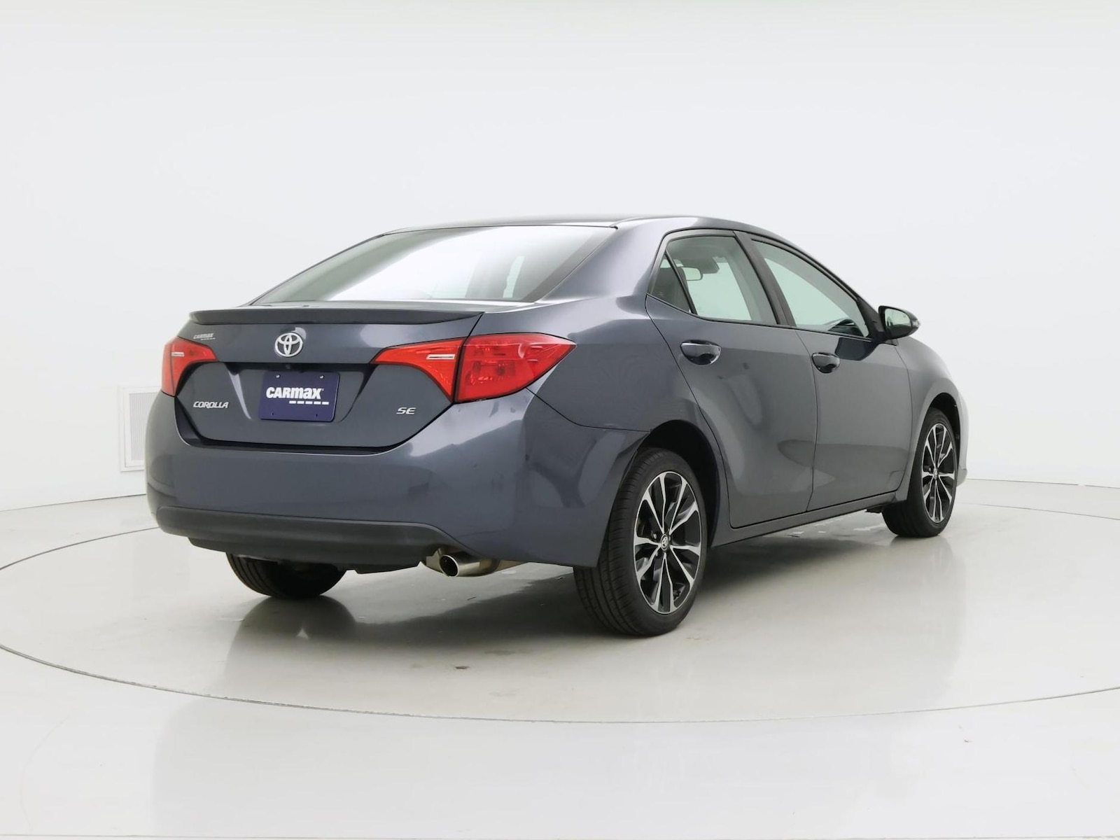 2018 Toyota Corolla SE - Photo 9