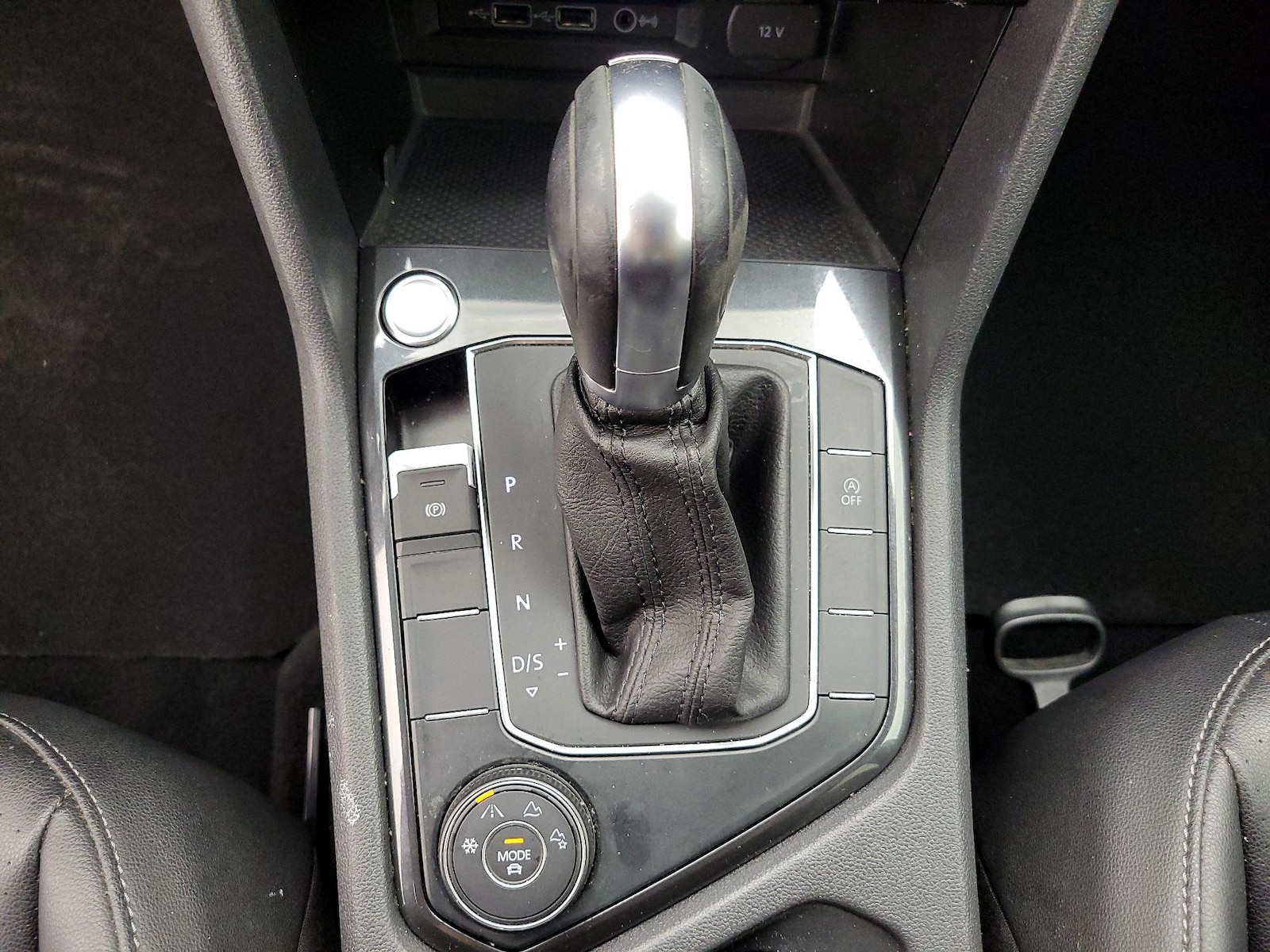 2019 Volkswagen Tiguan SE - Photo 18