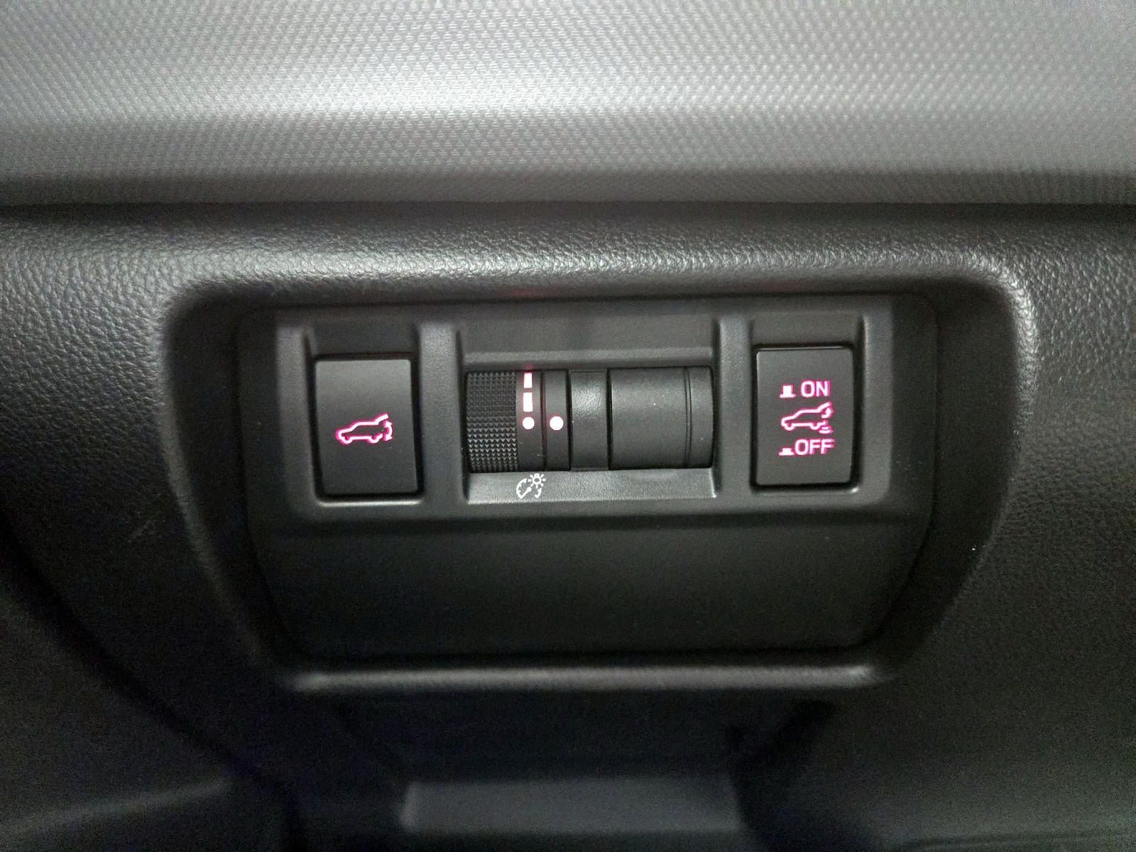 2025 Subaru Forester Sport - Photo 14