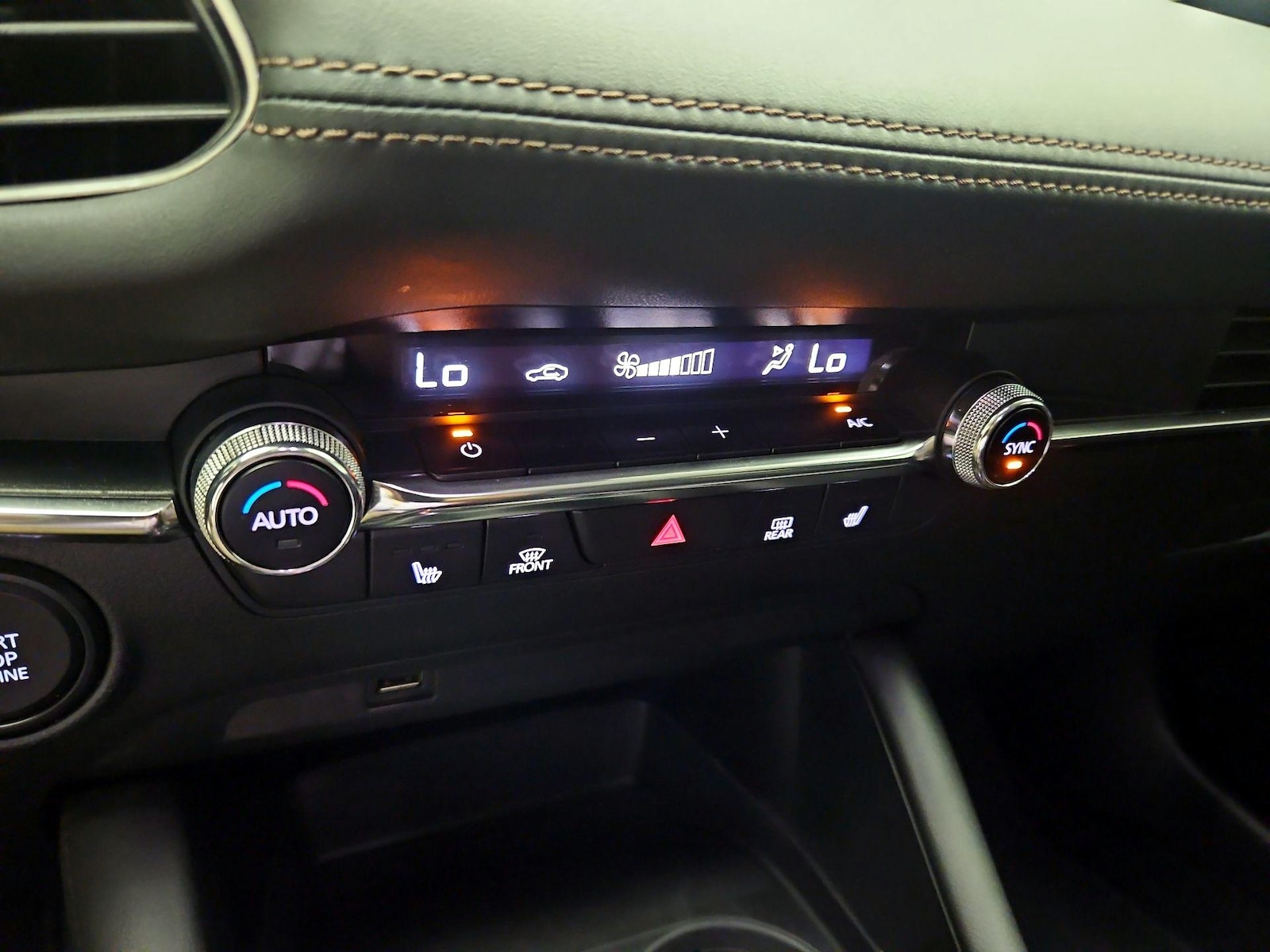 2020 Mazda Mazda3 Premium - Photo 17