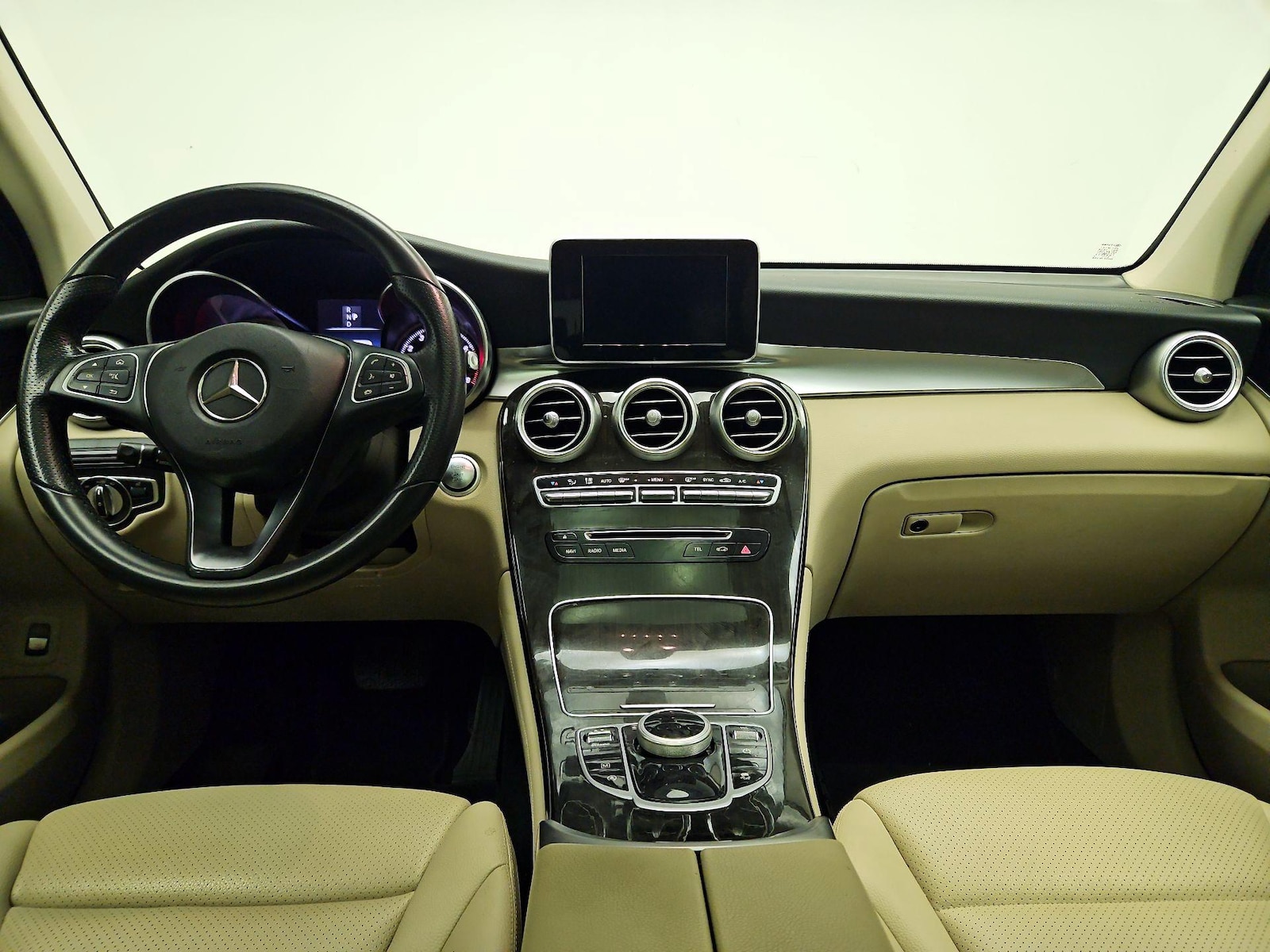 2018 Mercedes-Benz GLC GLC300 - Photo 10