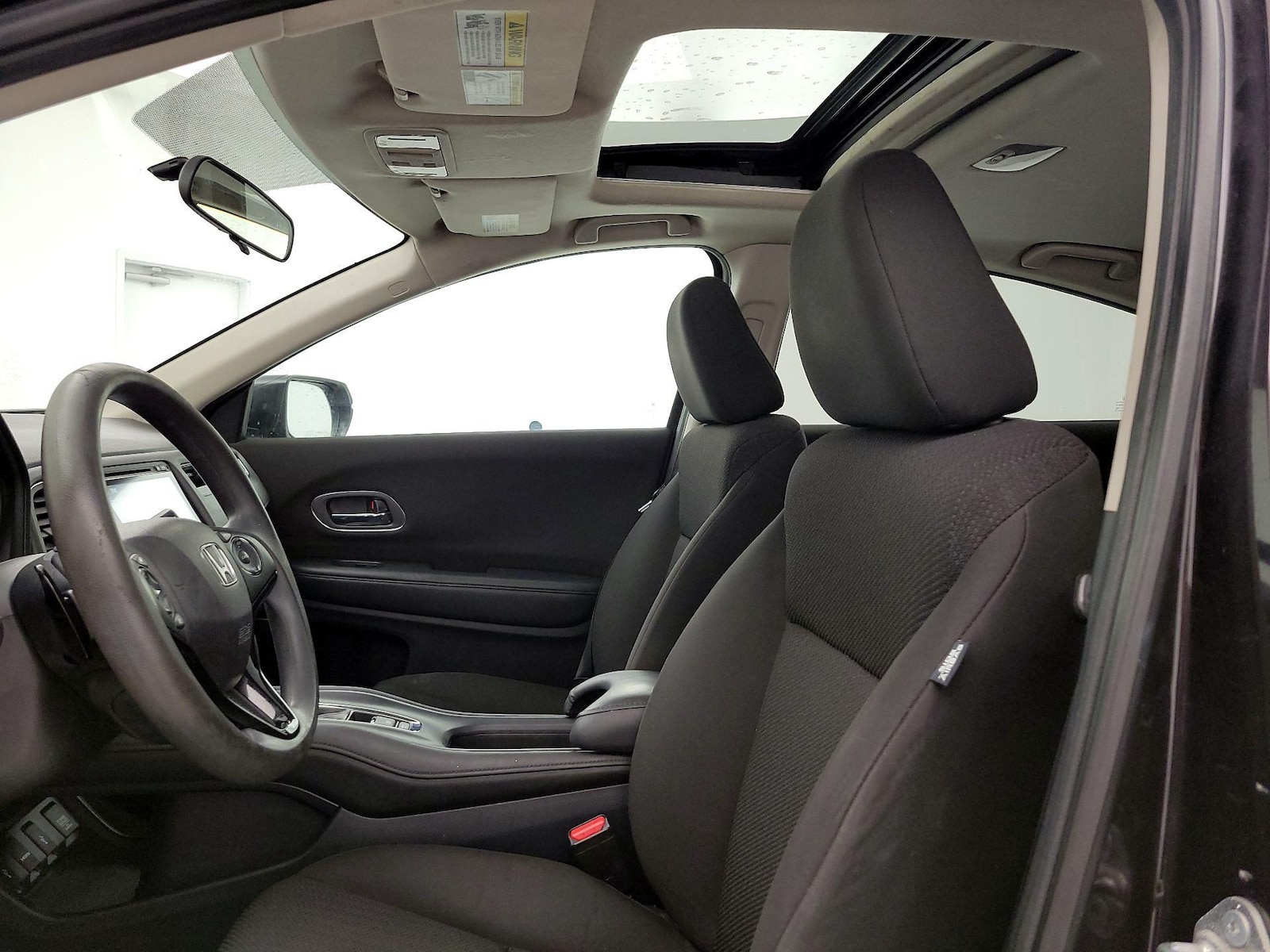 Sunroof(s) & Overhead Airbags