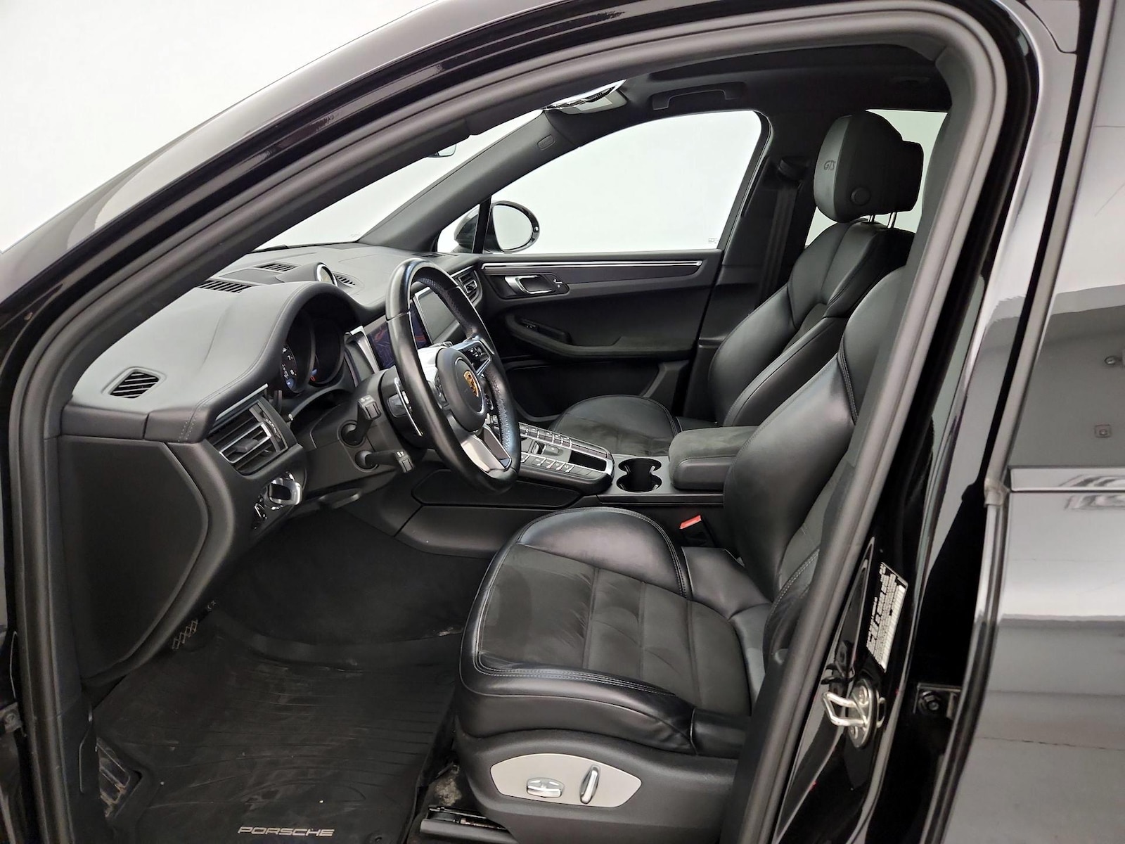 2021 Porsche Macan GTS - Photo 10