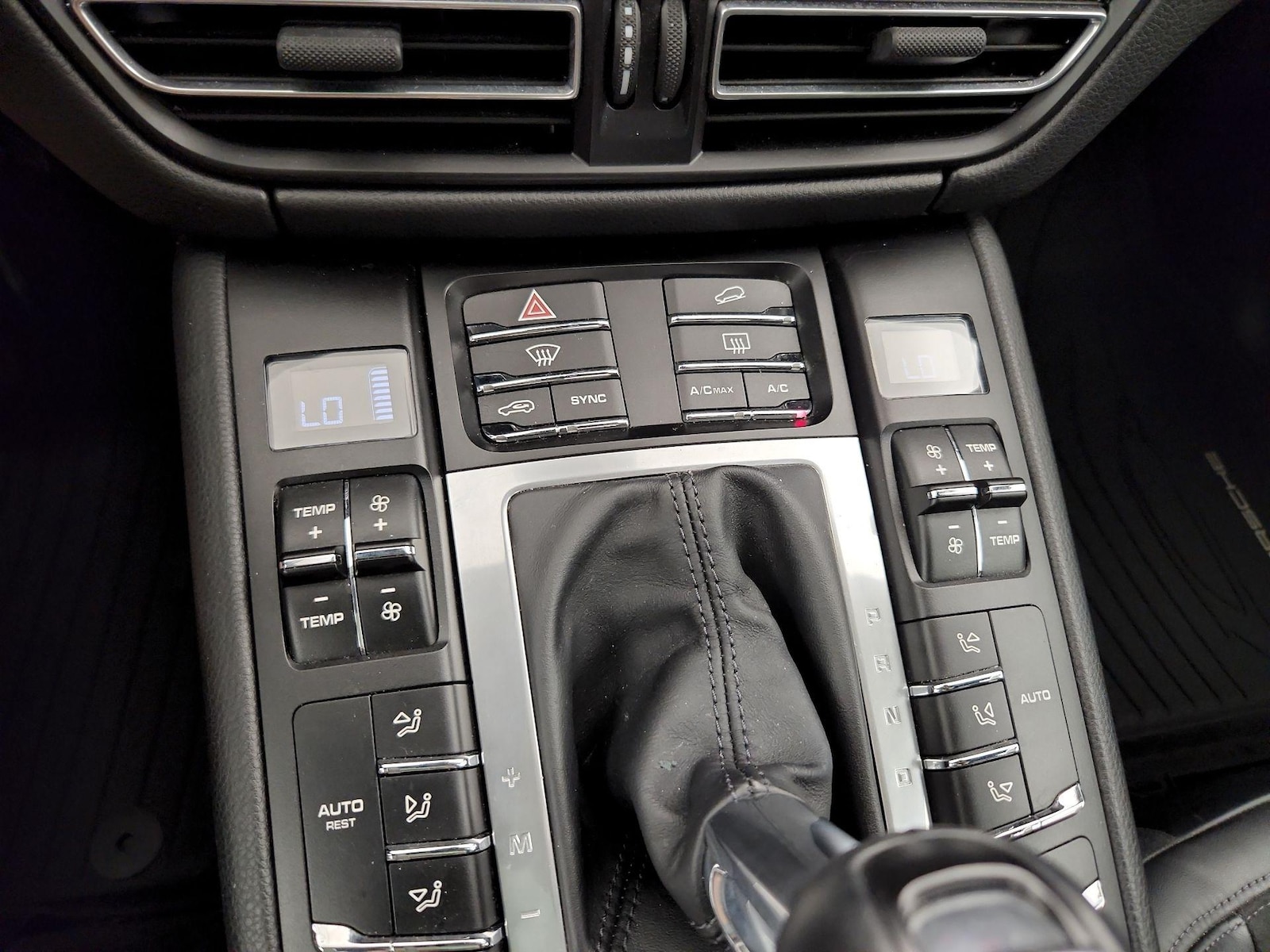 2021 Porsche Macan GTS - Photo 16