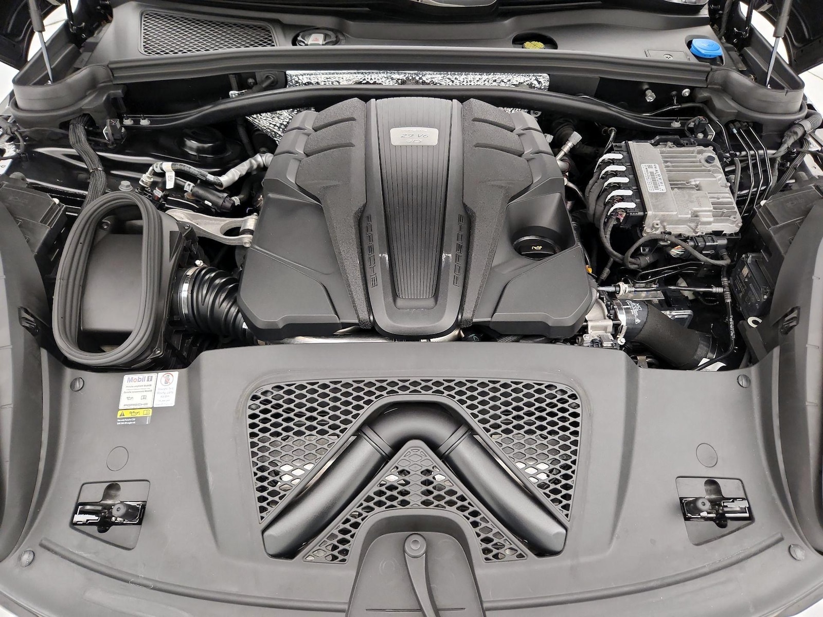 2021 Porsche Macan GTS - Photo 23