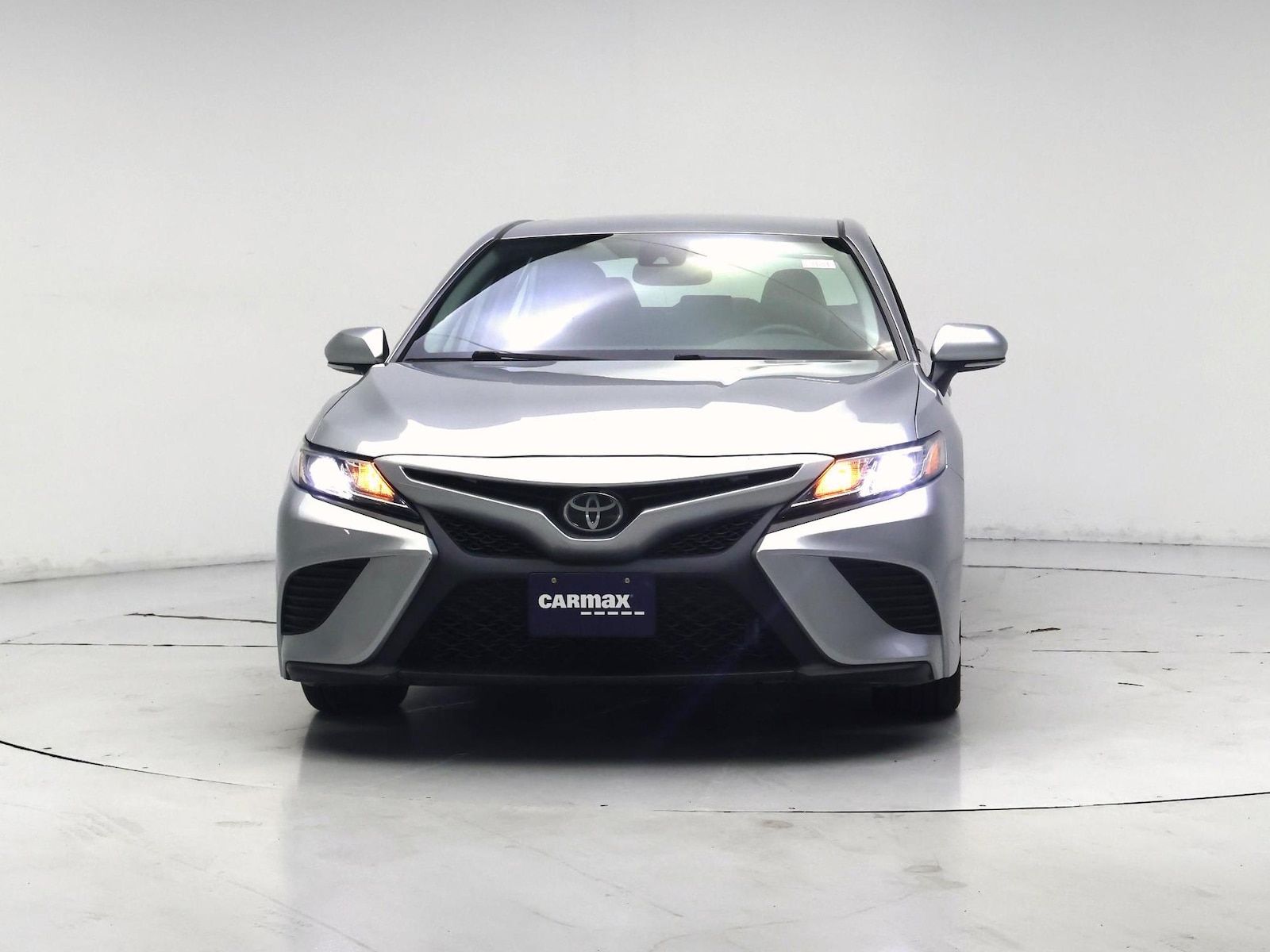 2019 Toyota Camry SE - Photo 6
