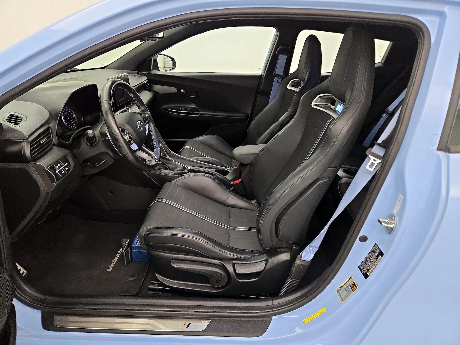 2021 Hyundai Veloster N - Photo 12