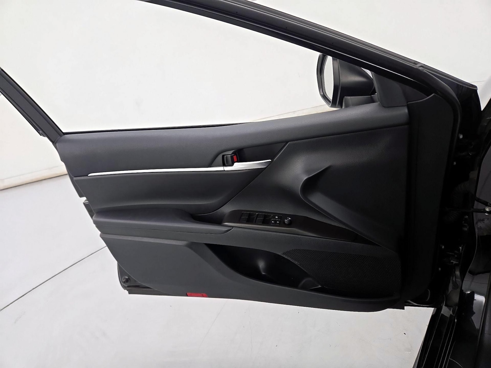 2023 Toyota Camry TRD - Photo 13