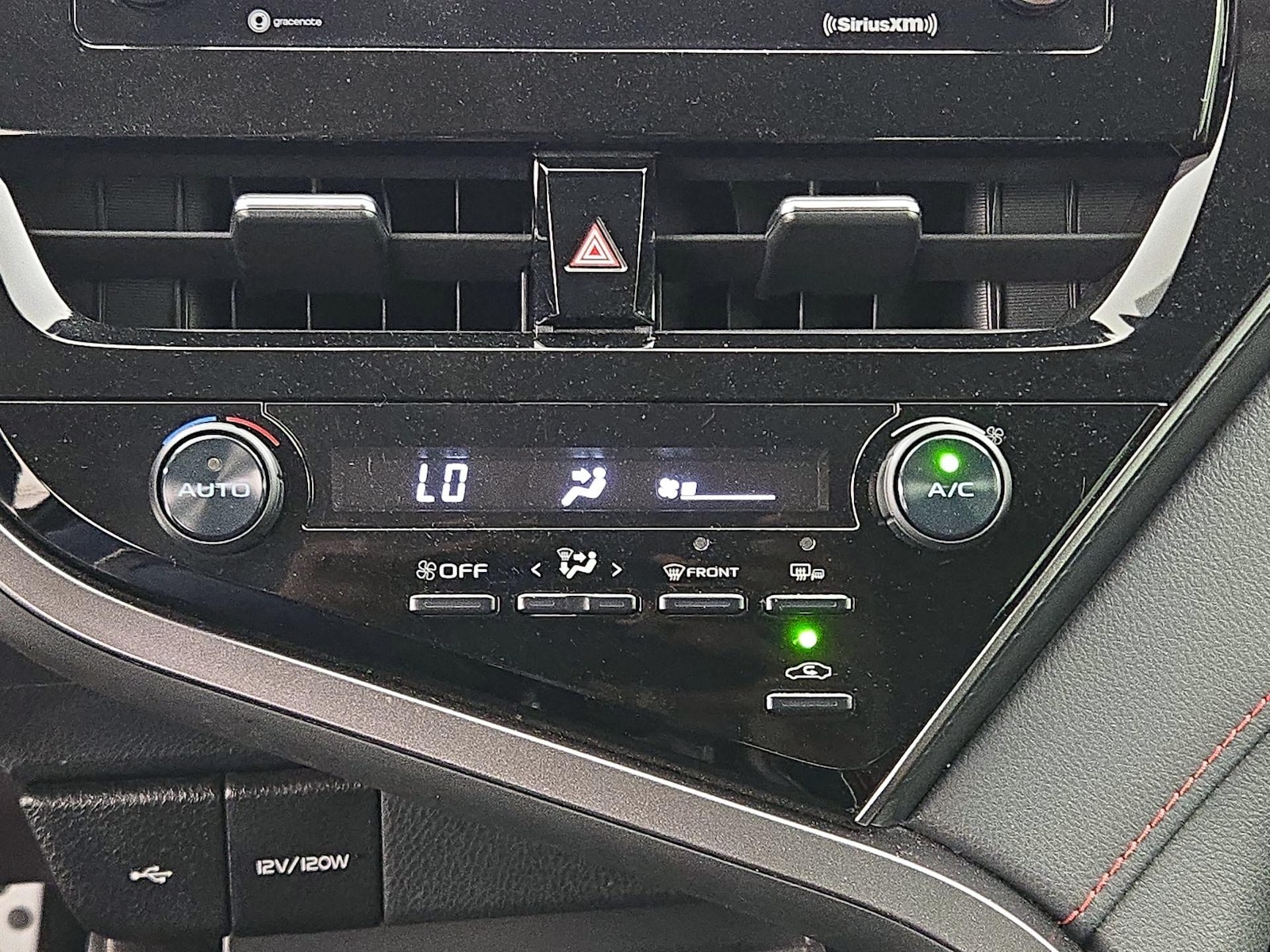 2023 Toyota Camry TRD - Photo 17