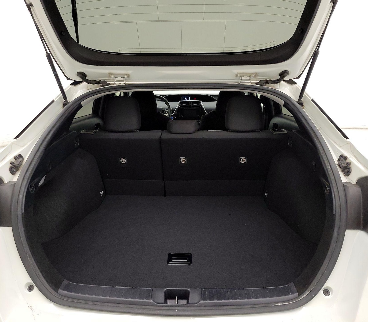 Trunk/Cargo (Seats Up)