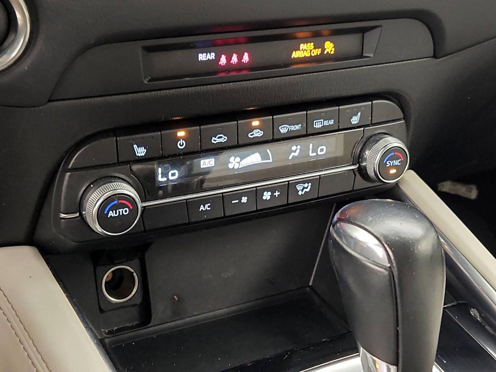 2022 Mazda CX-5 S Premium package - Photo 17