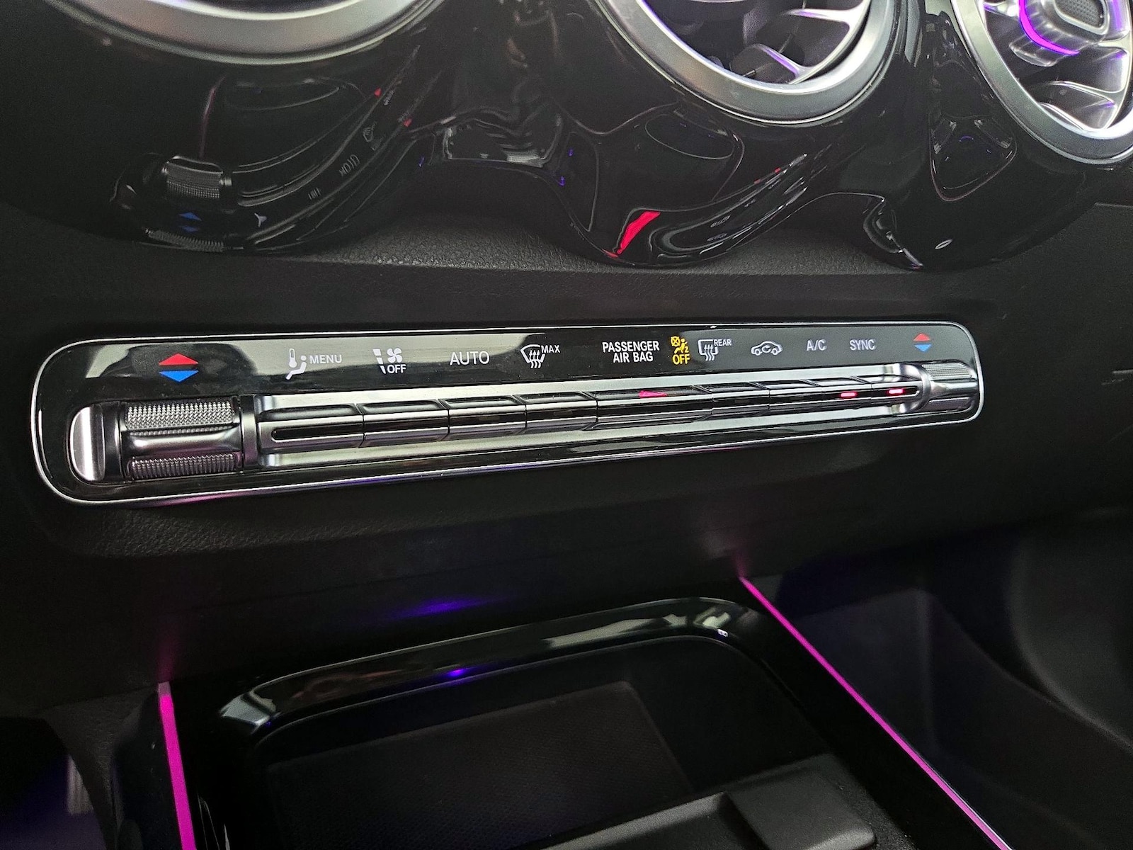 2020 Mercedes-Benz GLB Base - Photo 17