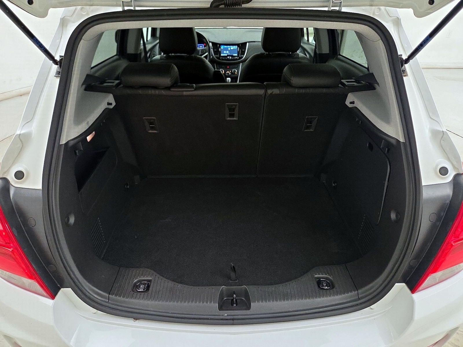 2019 Chevrolet Trax LT - Photo 21