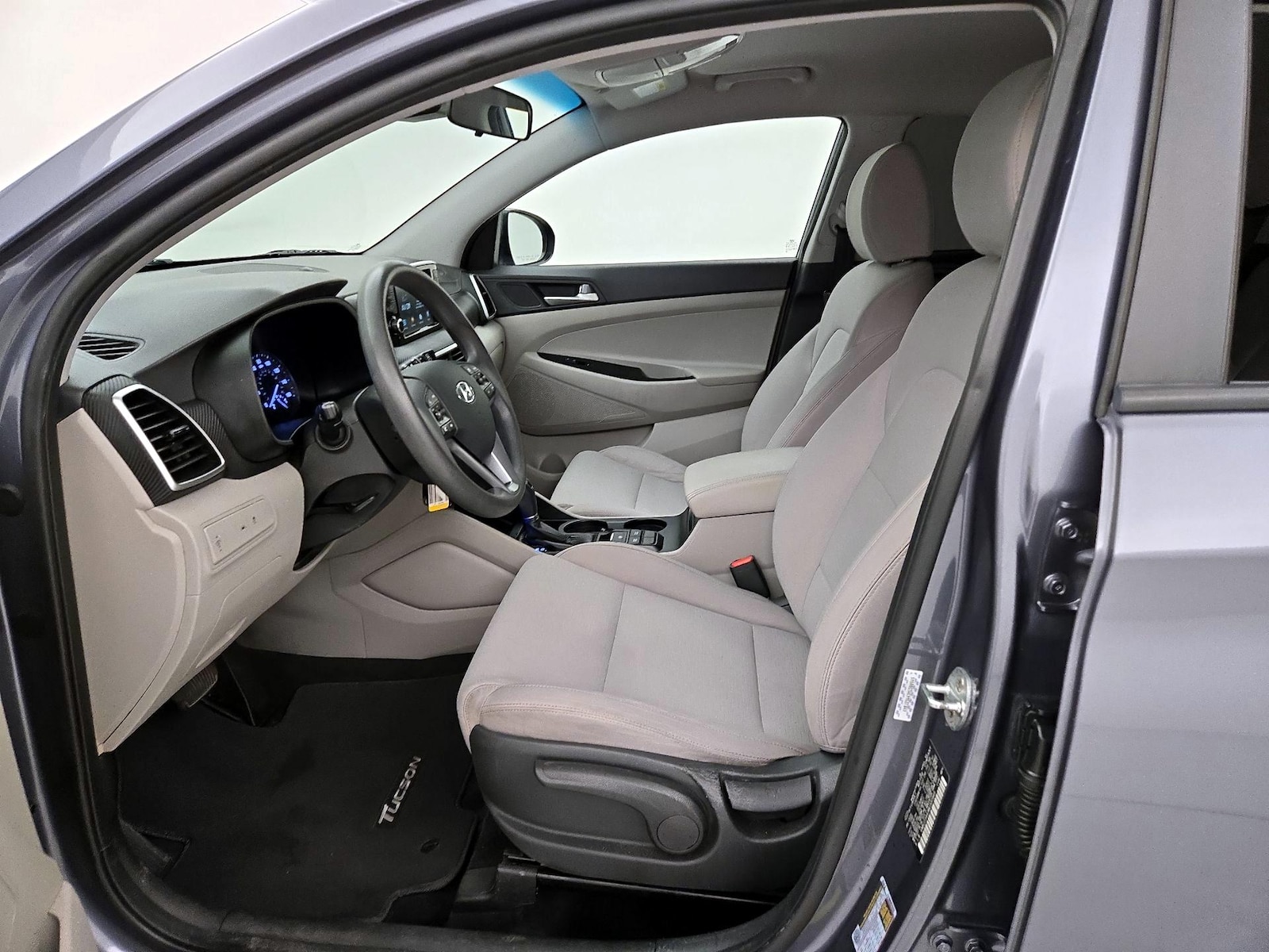 2021 Hyundai Tucson SE - Photo 12