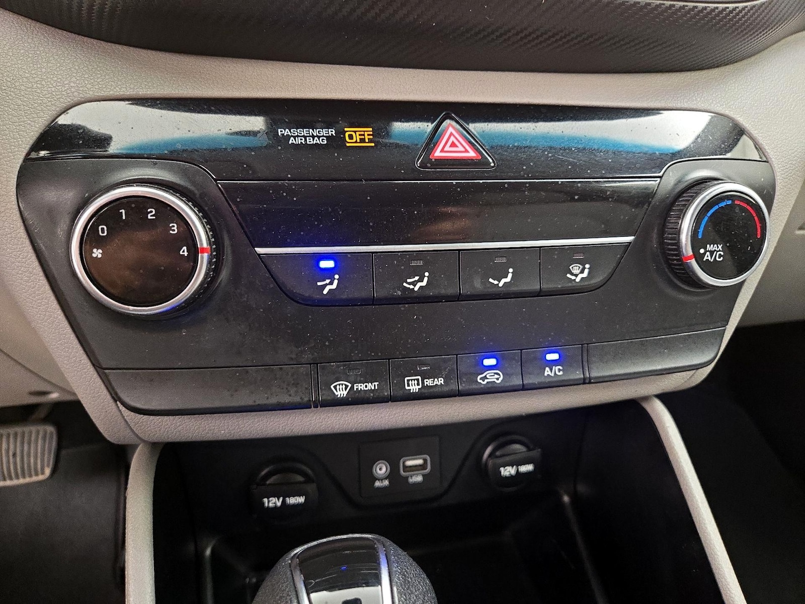 2021 Hyundai Tucson SE - Photo 17