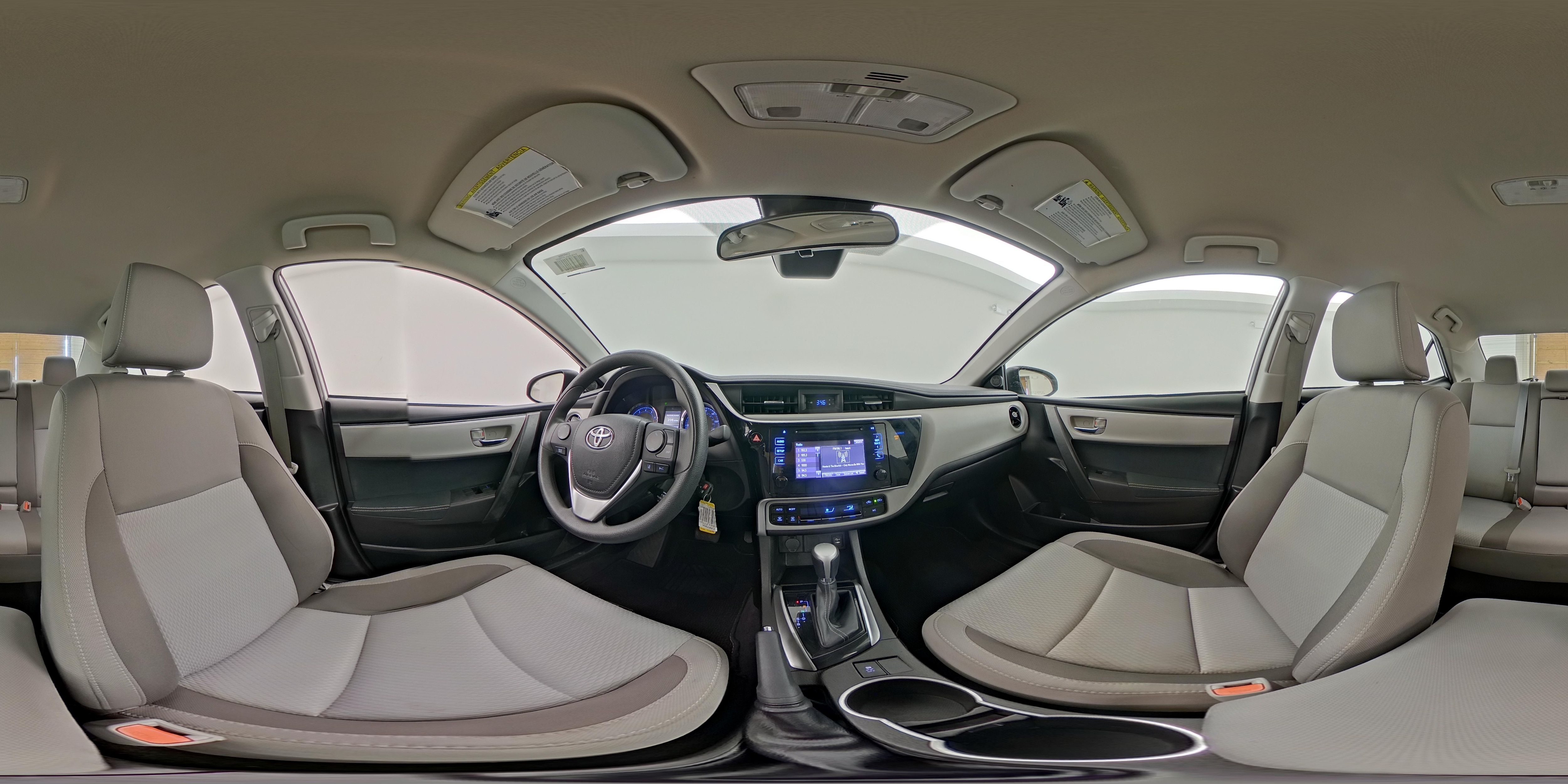 2018 Toyota Corolla LE - Photo 24