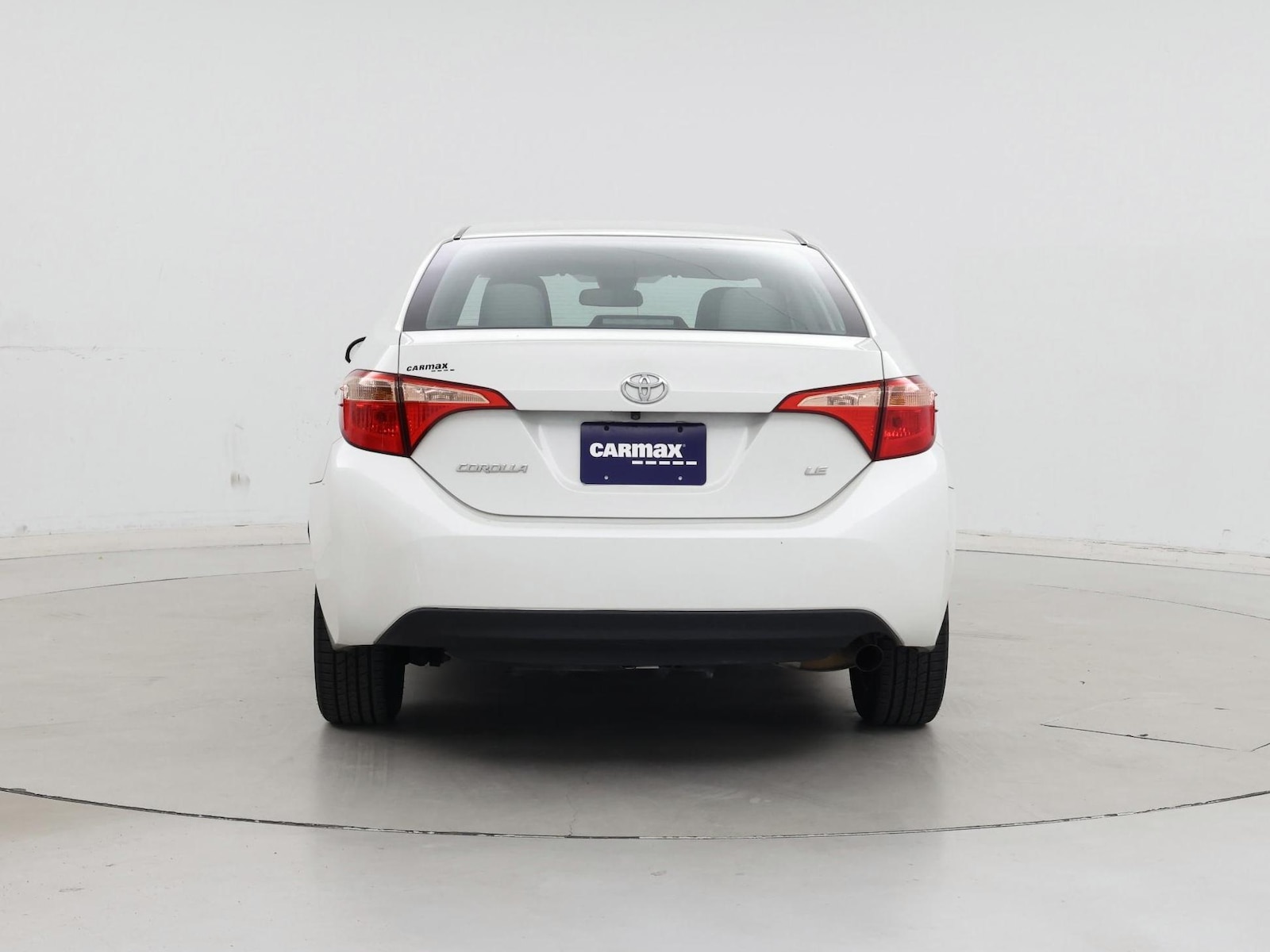 2018 Toyota Corolla LE - Photo 7