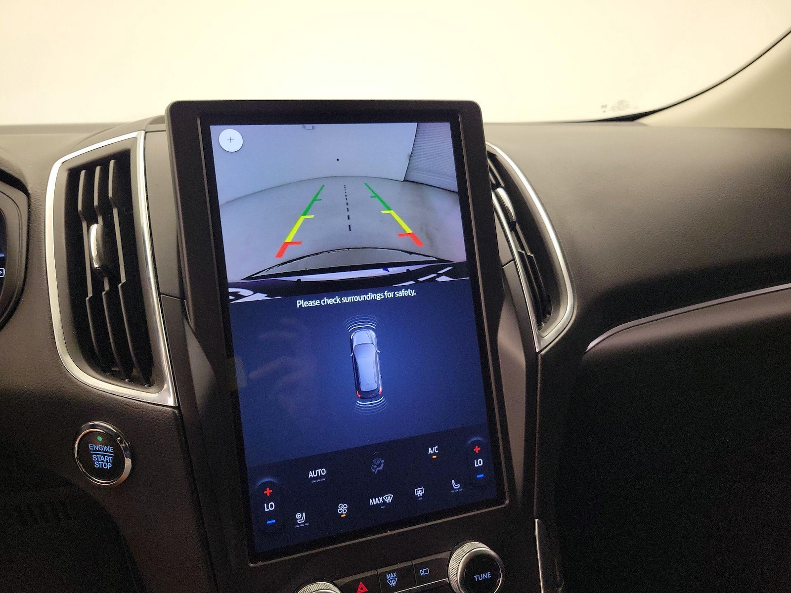 2024 Ford Edge Titanium - Photo 15