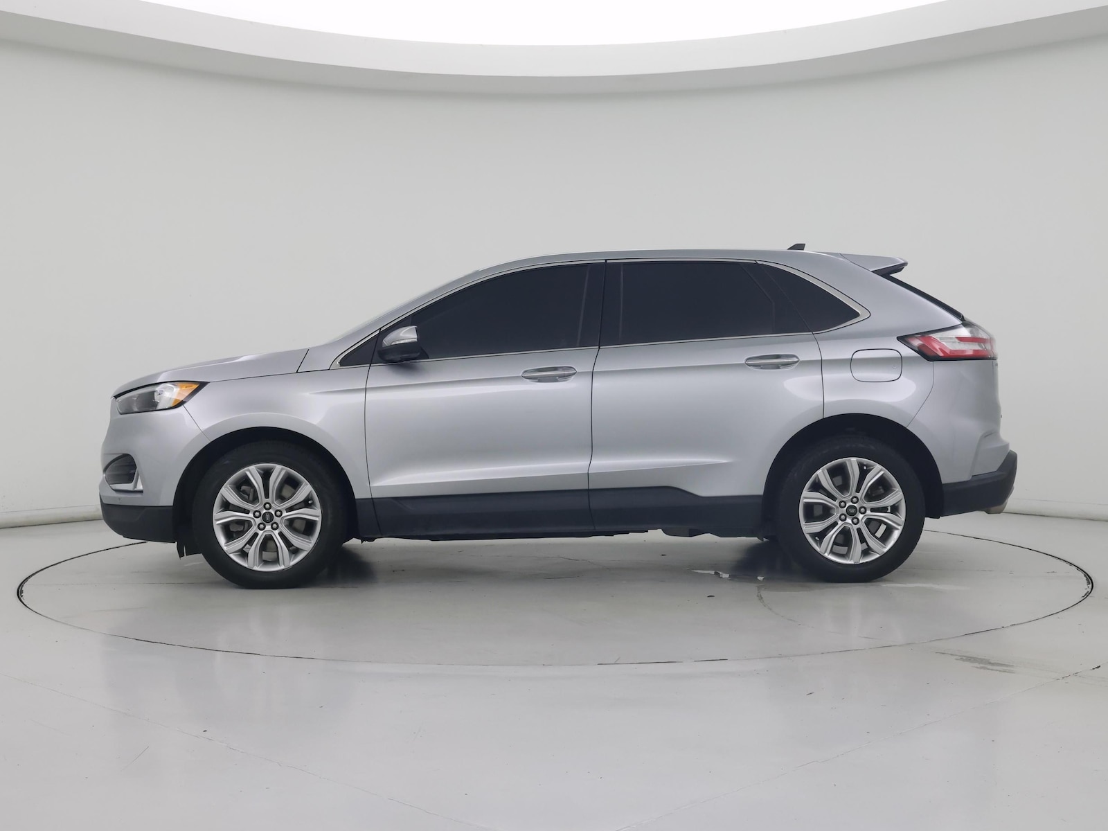 2024 Ford Edge Titanium - Photo 4