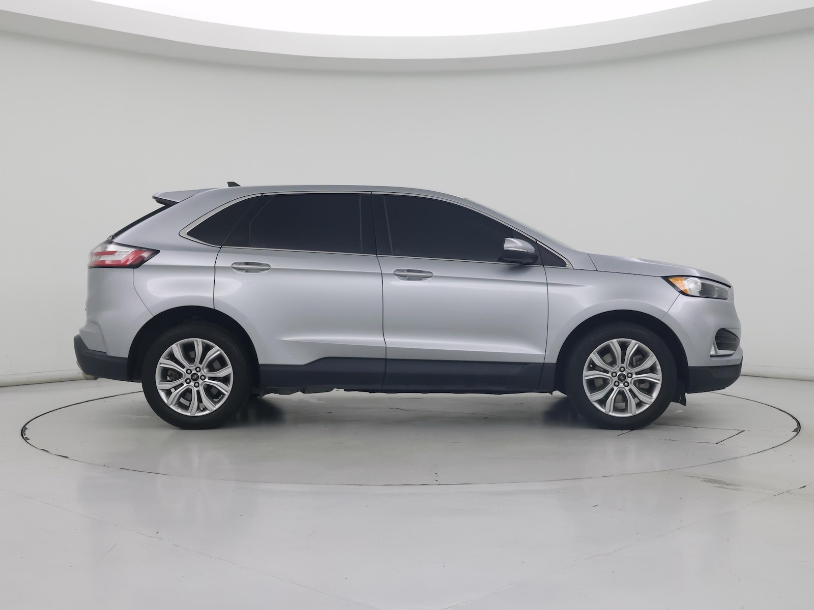 2024 Ford Edge Titanium - Photo 8