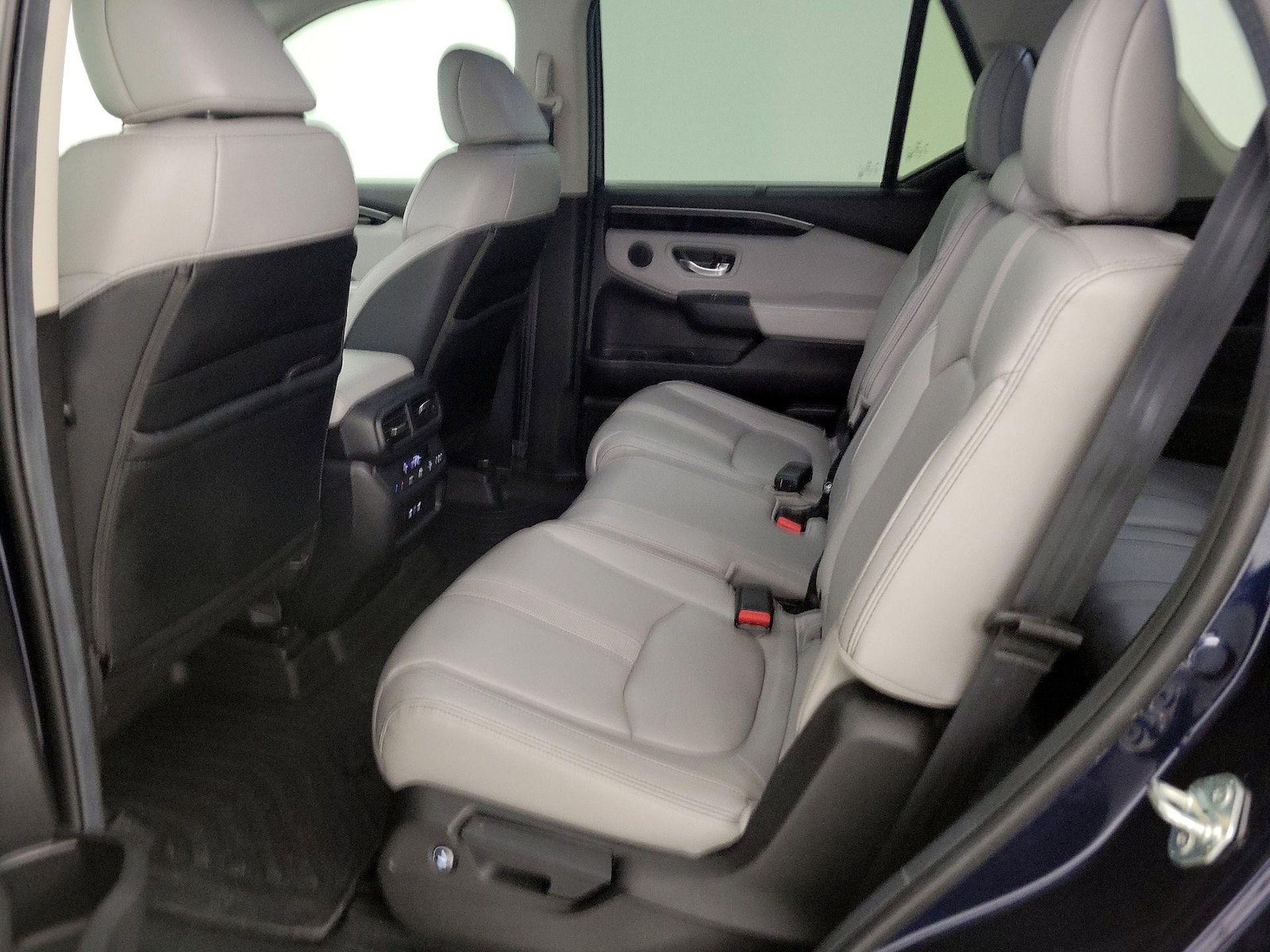 Rear Air Conditioning