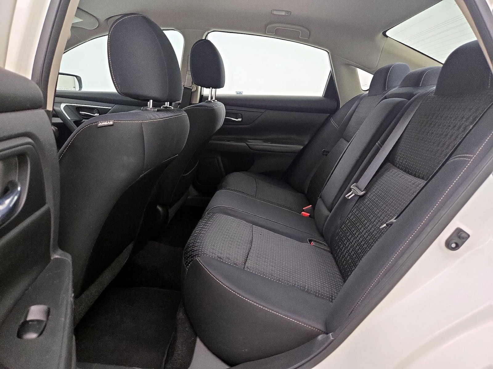 2016 Nissan Altima Base - Photo 19