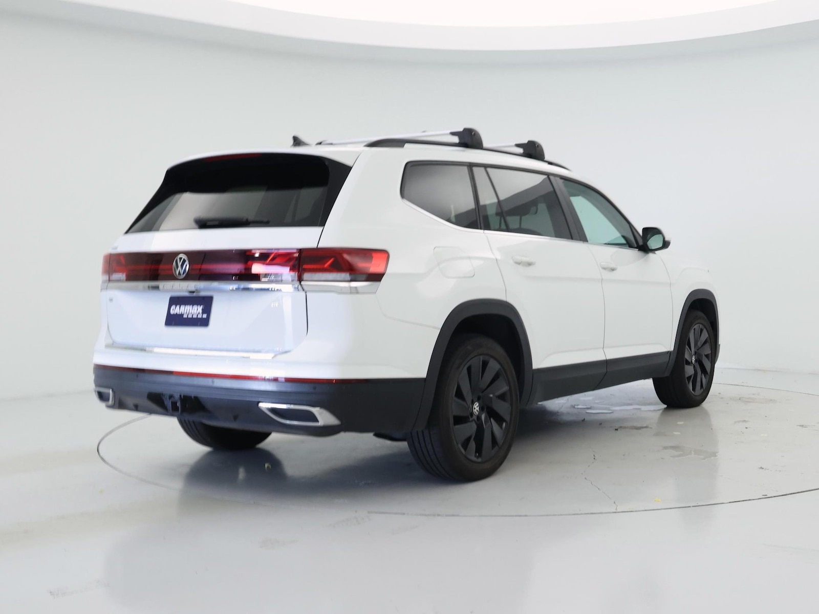 2024 Volkswagen Atlas SE w/Tech - Photo 9