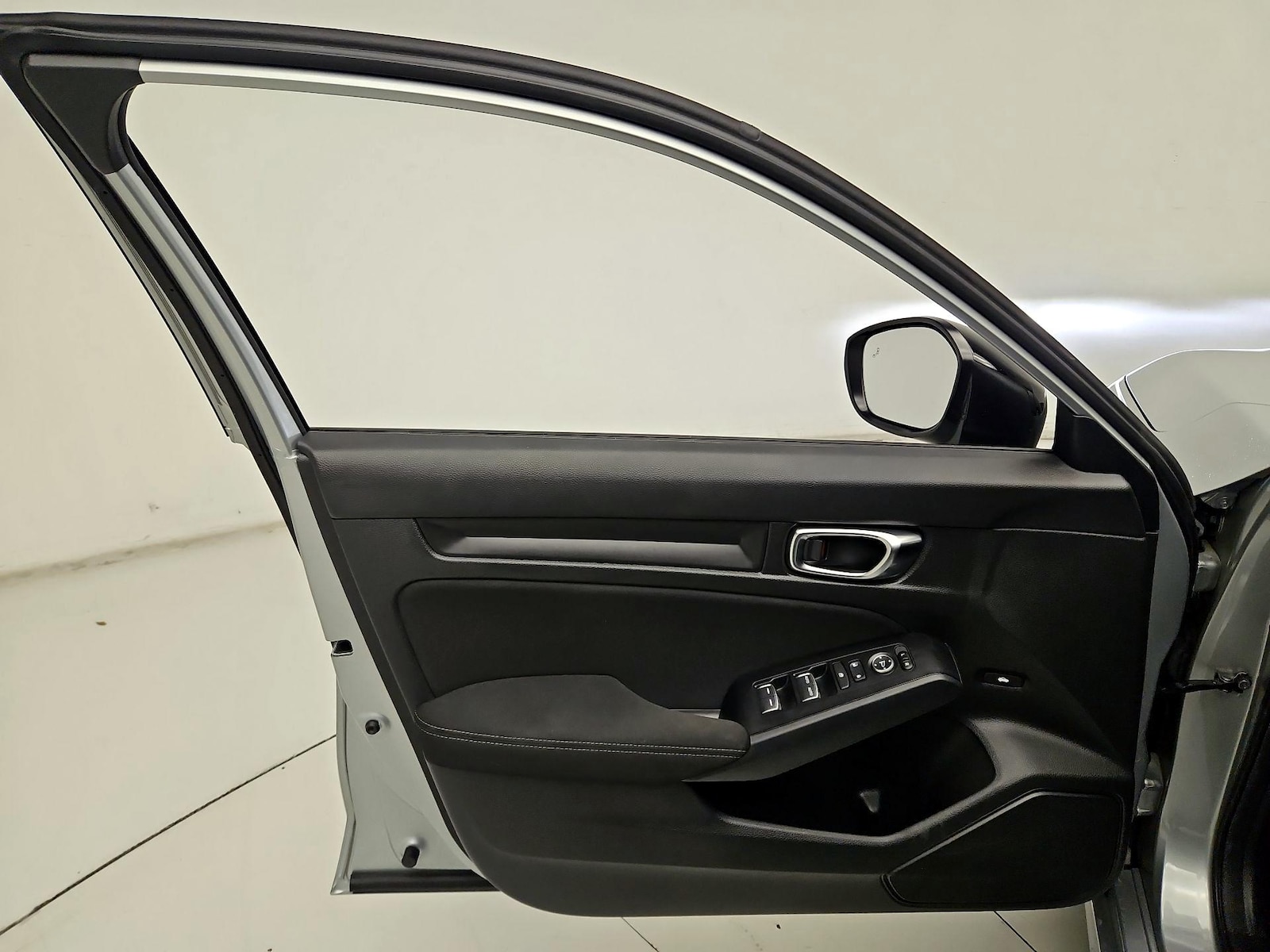 2025 Honda Civic Sport - Photo 13