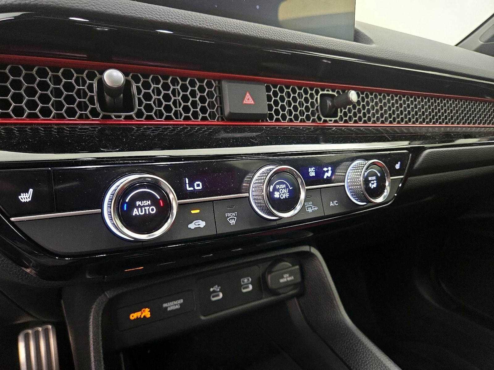 2025 Honda Civic Si - Photo 18