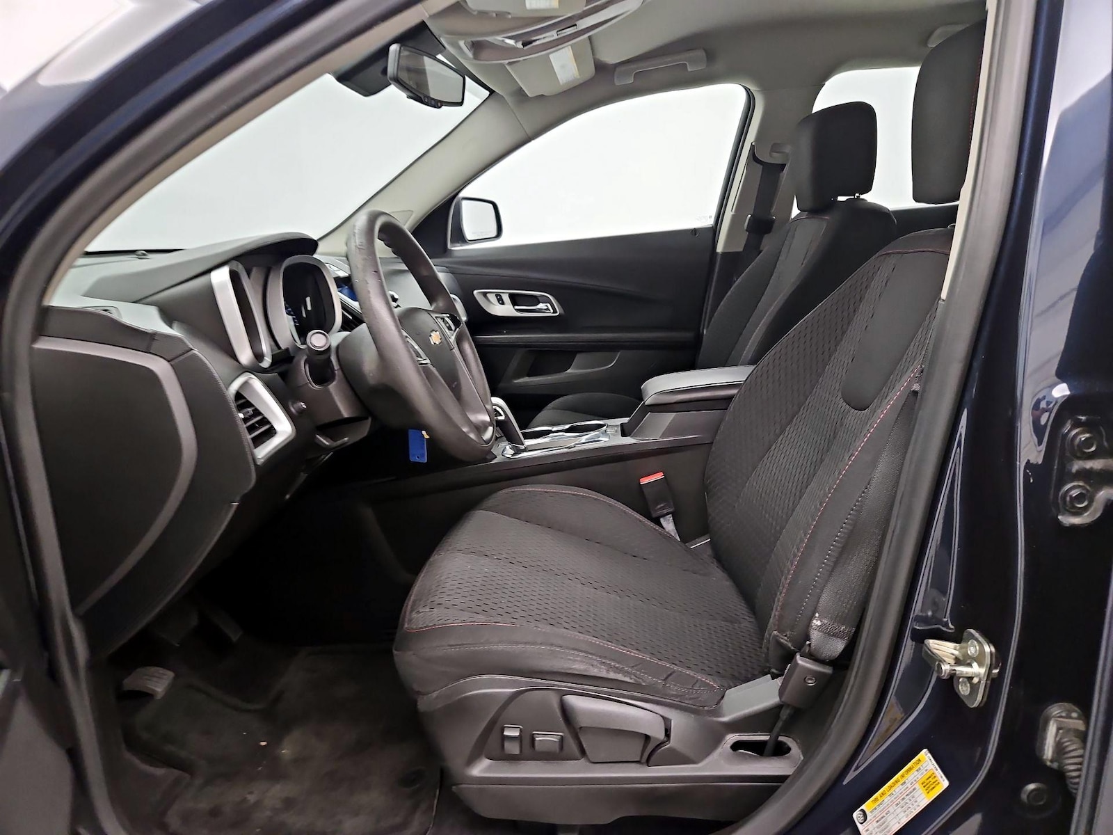 2015 Chevrolet Equinox LS - Photo 12