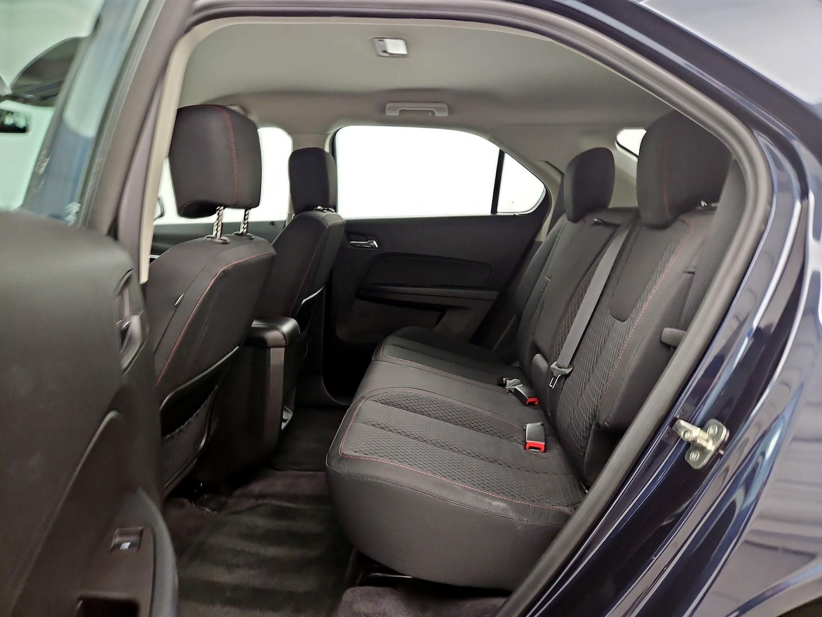 2015 Chevrolet Equinox LS - Photo 18