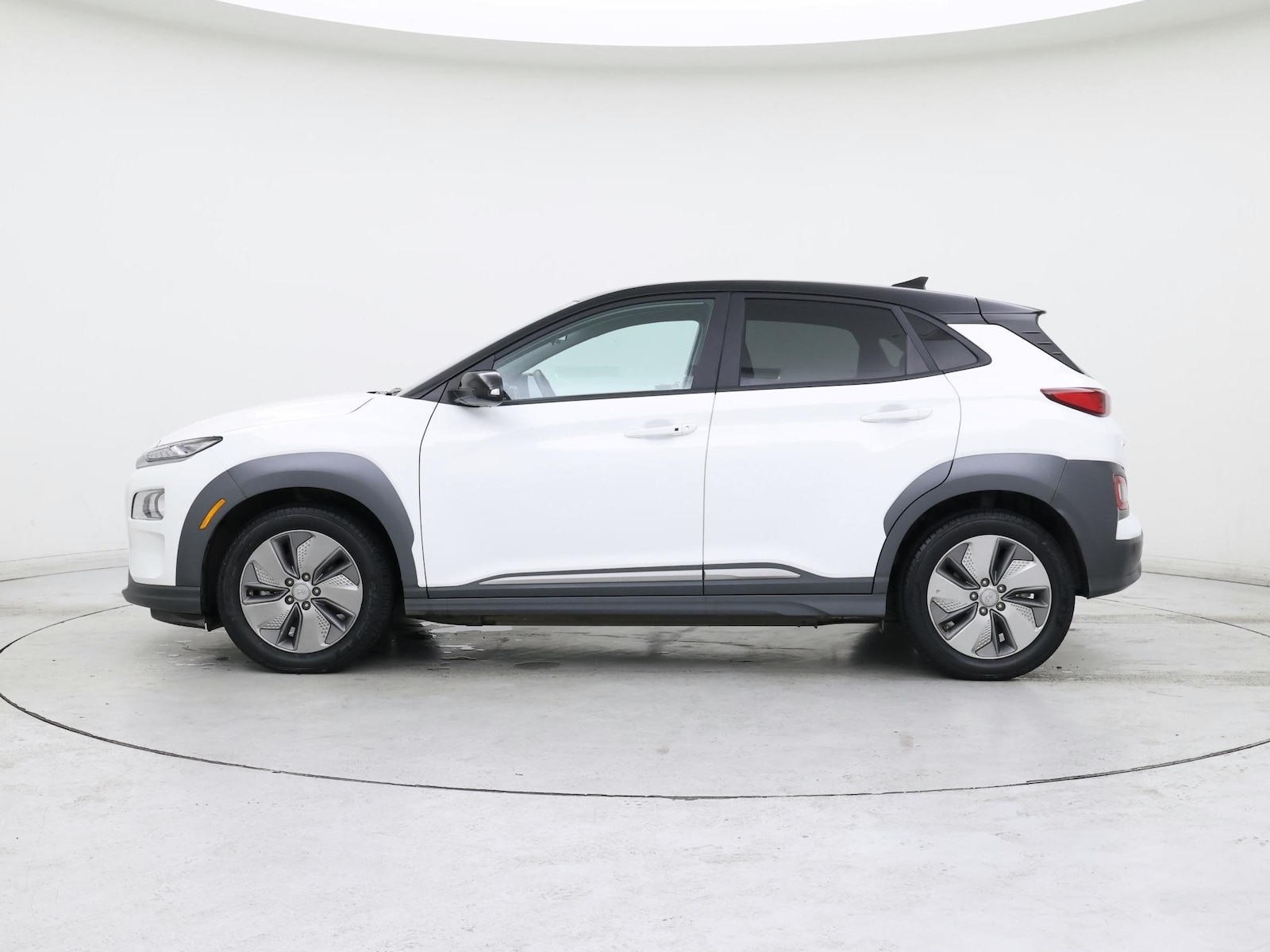 2021 Hyundai Kona EV SEL - Photo 4