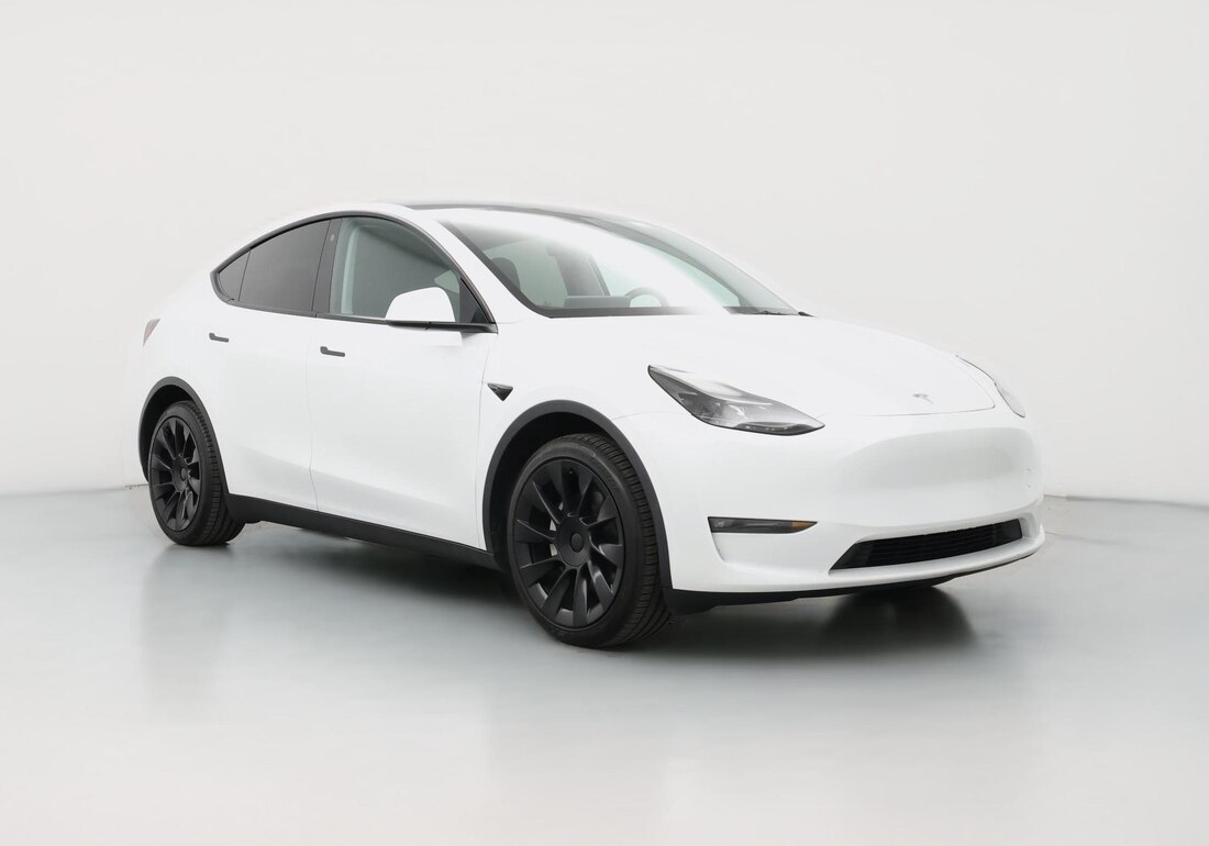 2023 Tesla Model Y Long Range All-Wheel Drive in White — CarMax photo