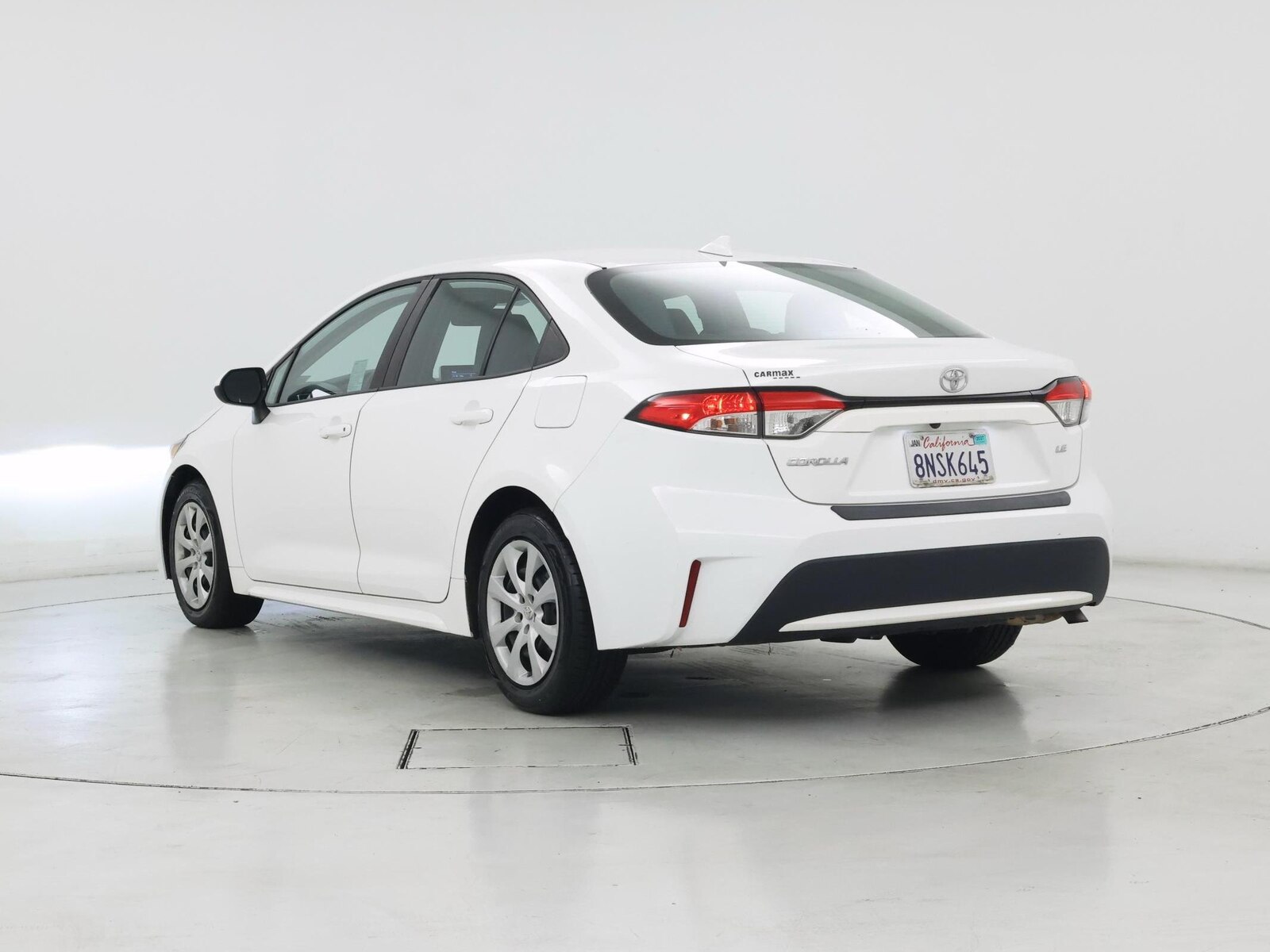 2020 Toyota Corolla LE - Photo 3