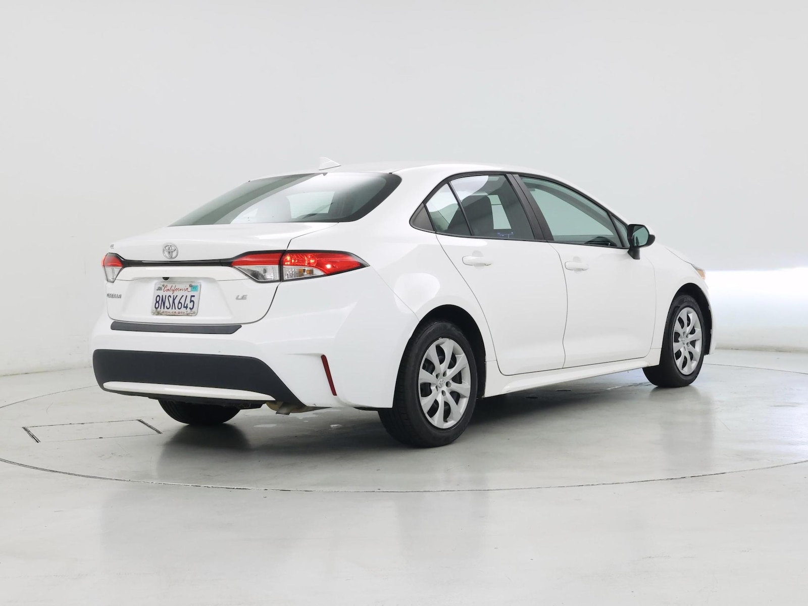 2020 Toyota Corolla LE - Photo 9