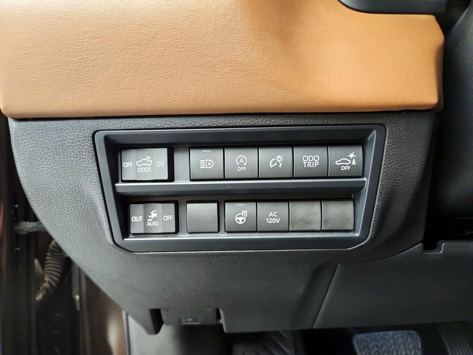 2025 Toyota Tundra 1794 Edition - Photo 14