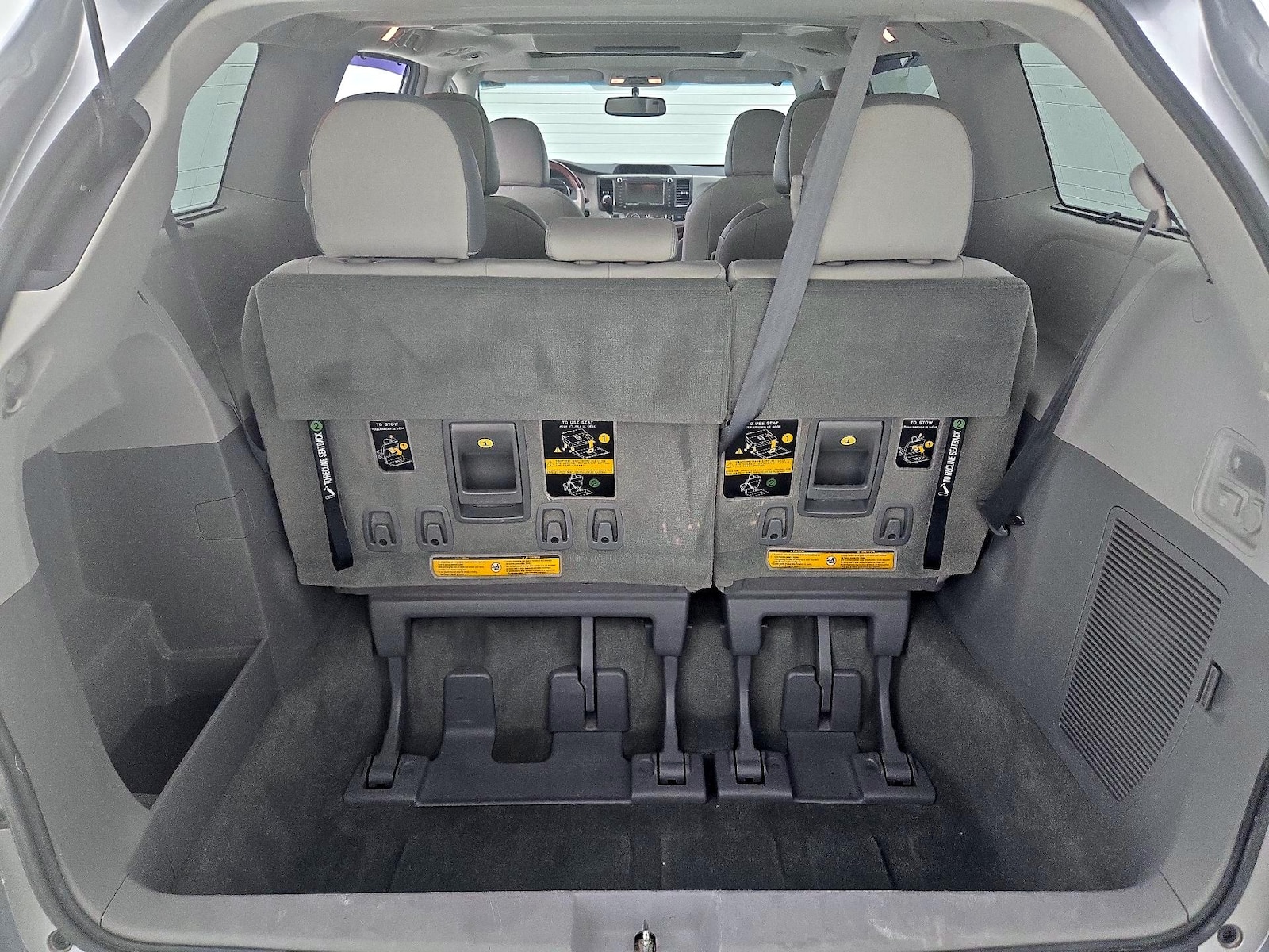 2014 Toyota Sienna Limited - Photo 24
