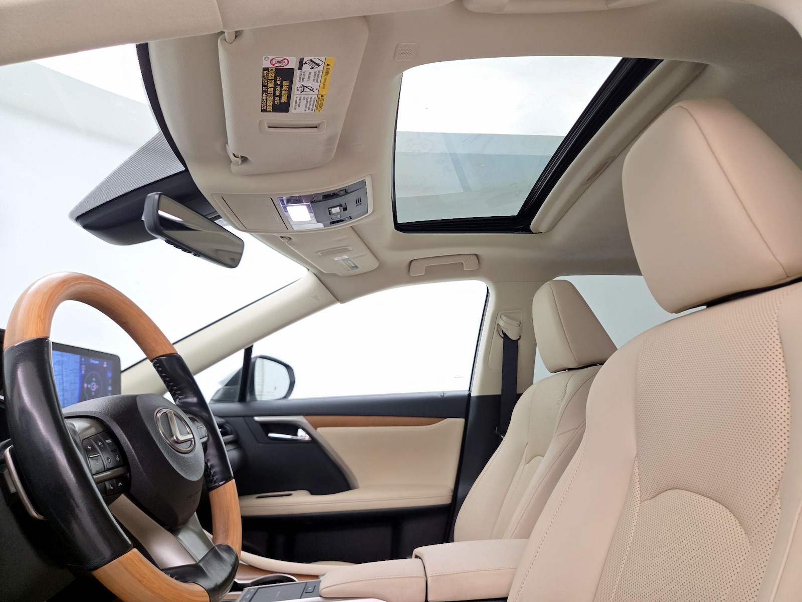 Sunroof(s) & Overhead Airbags